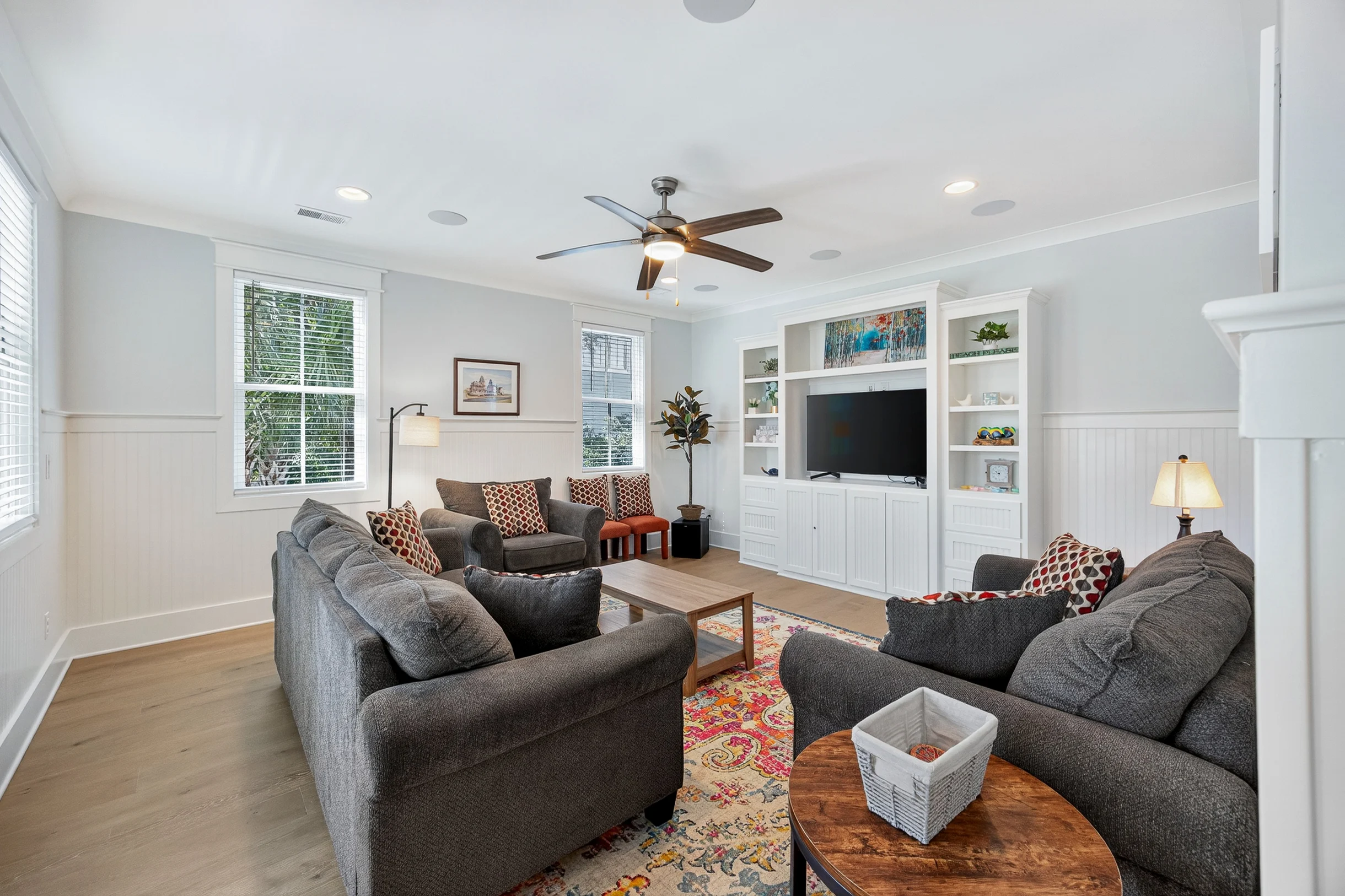 AV3-23: 3 23rd Avenue #39