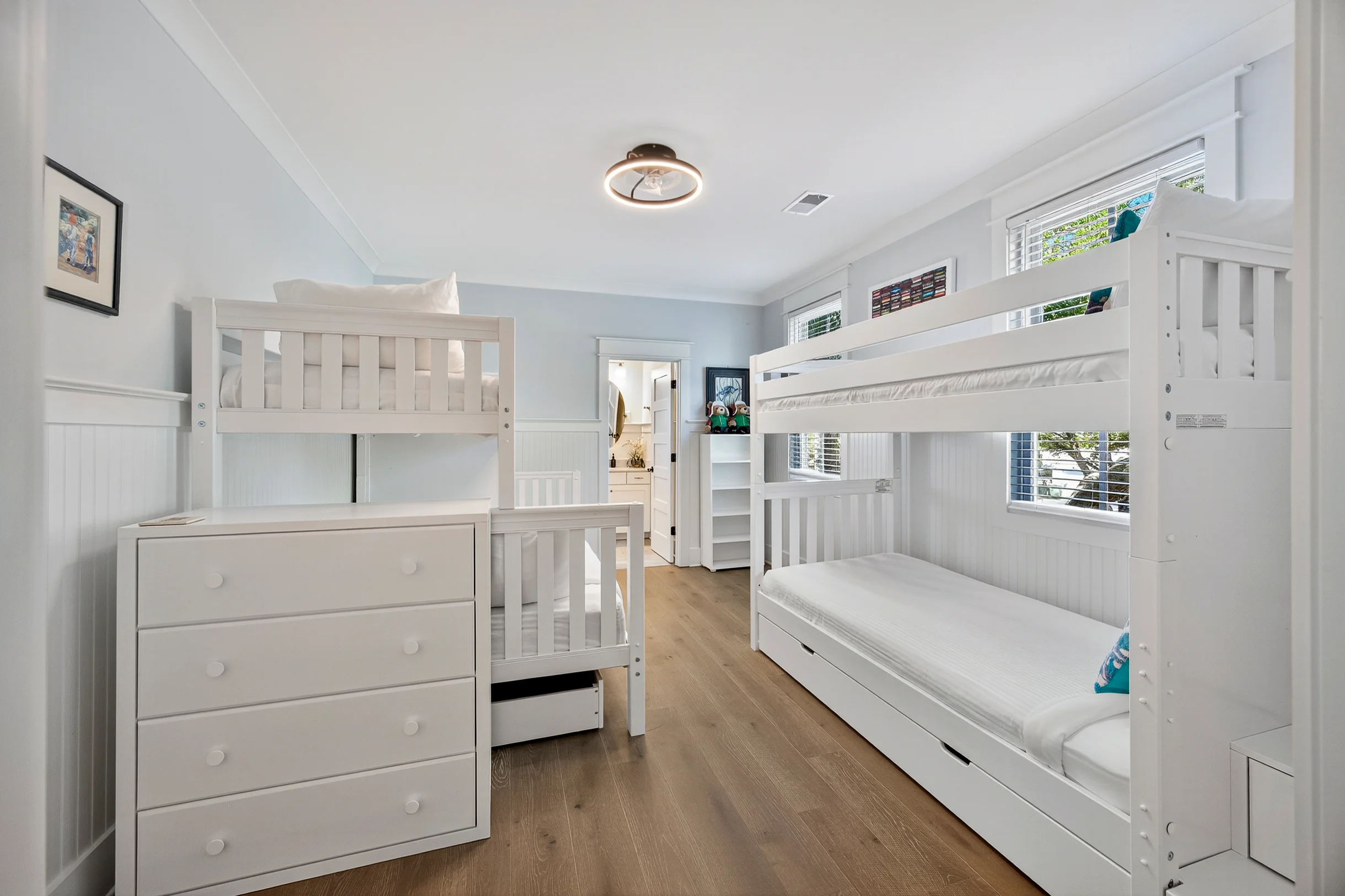 AV3-23: 3 23rd Avenue #50