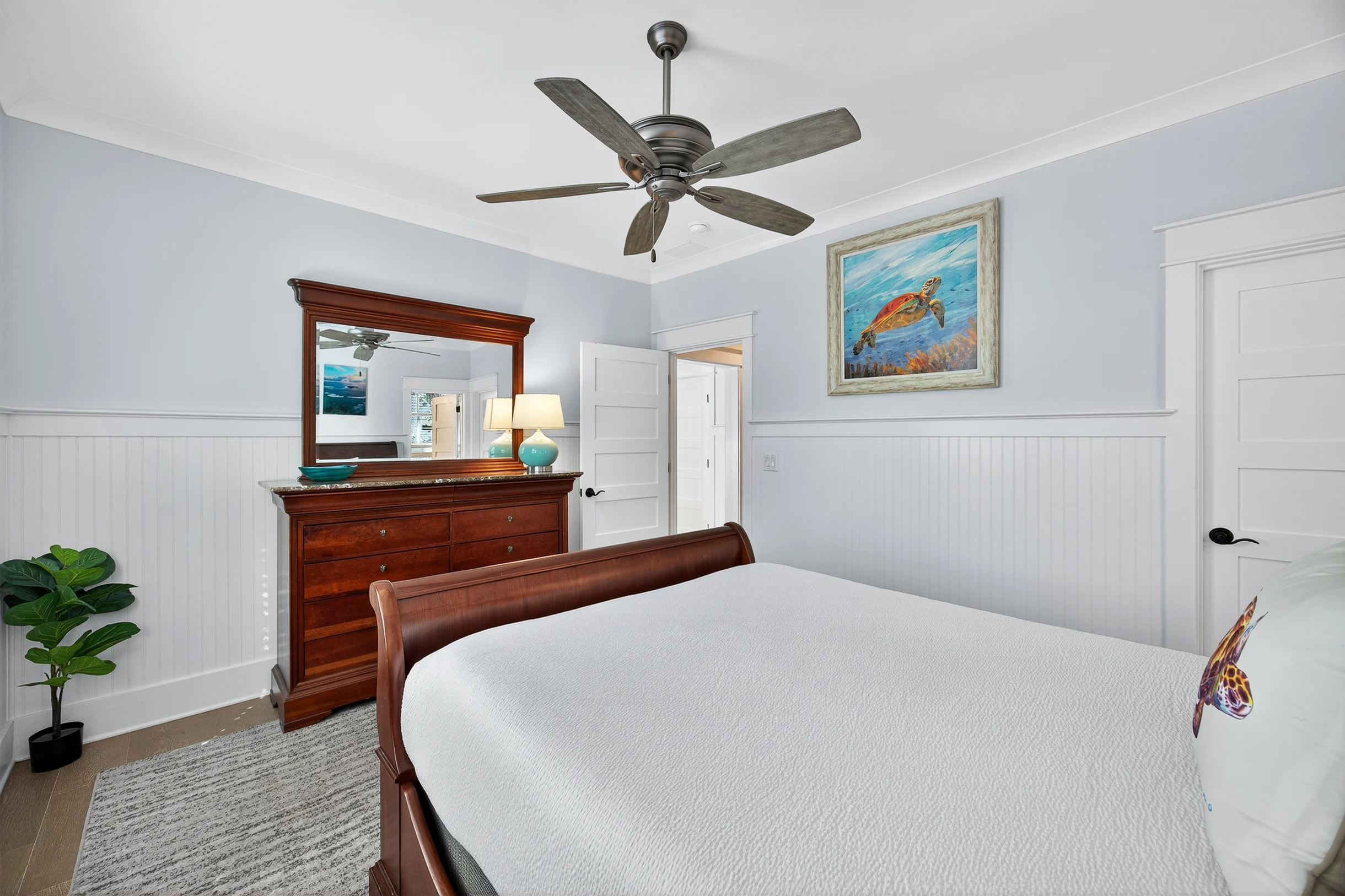 AV3-23: 3 23rd Avenue #35