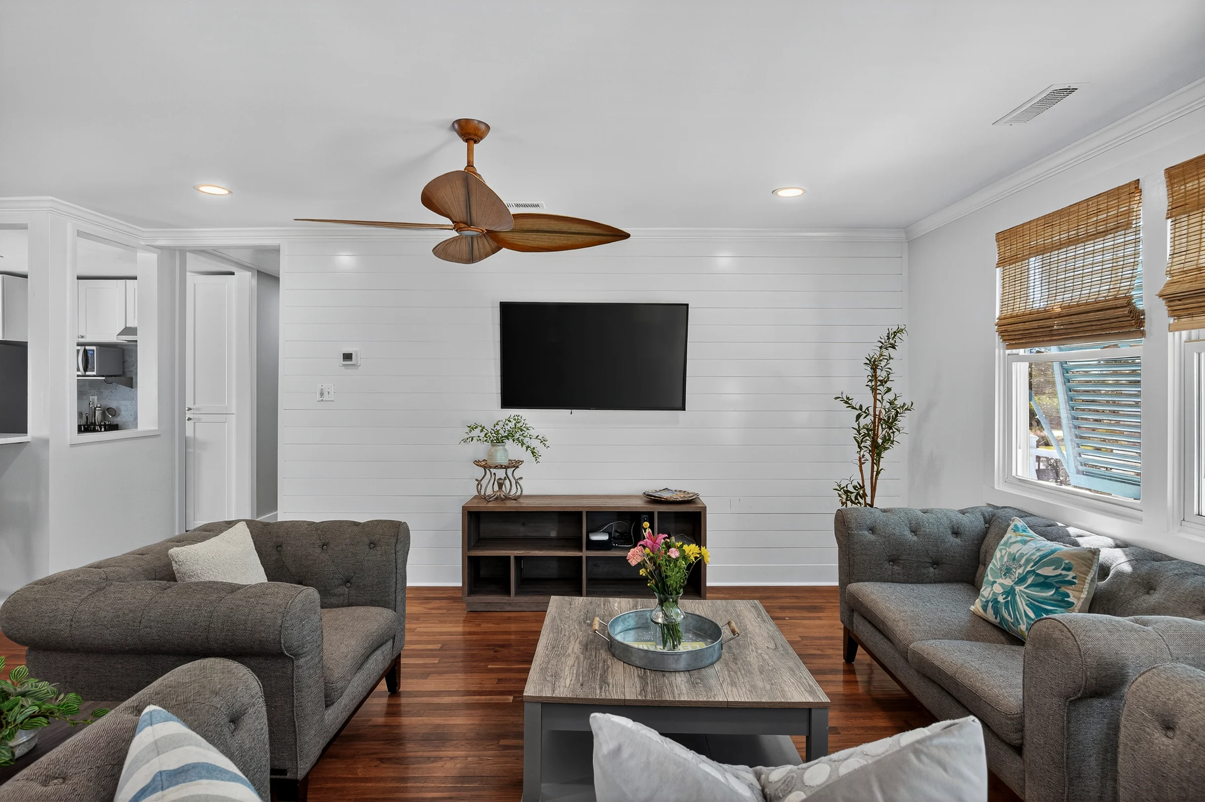 Wander Isle Lotus #38