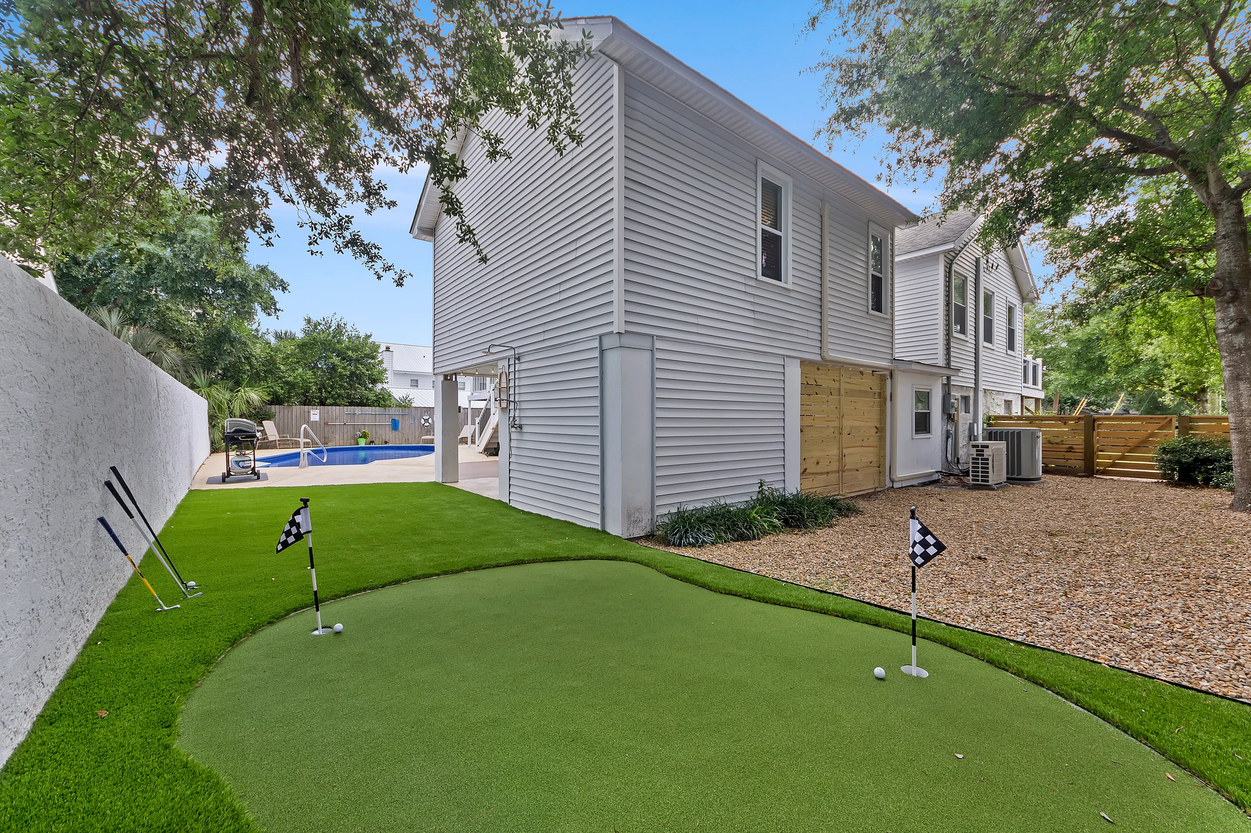 Wander Isle Lotus #40