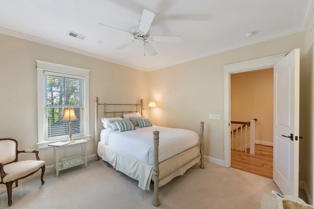 Bedroom 3 image 1