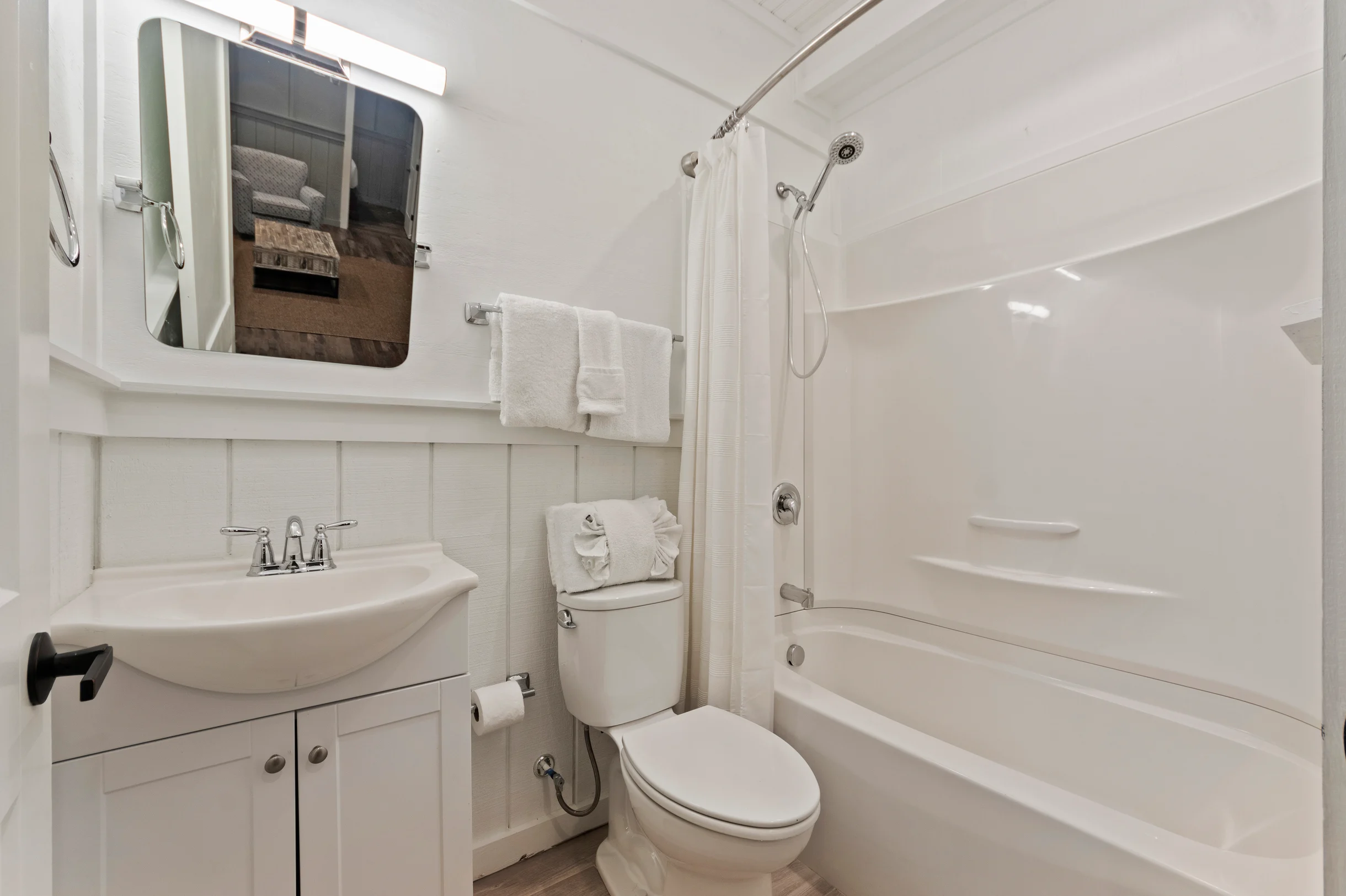 Wander Isle Palms Golden