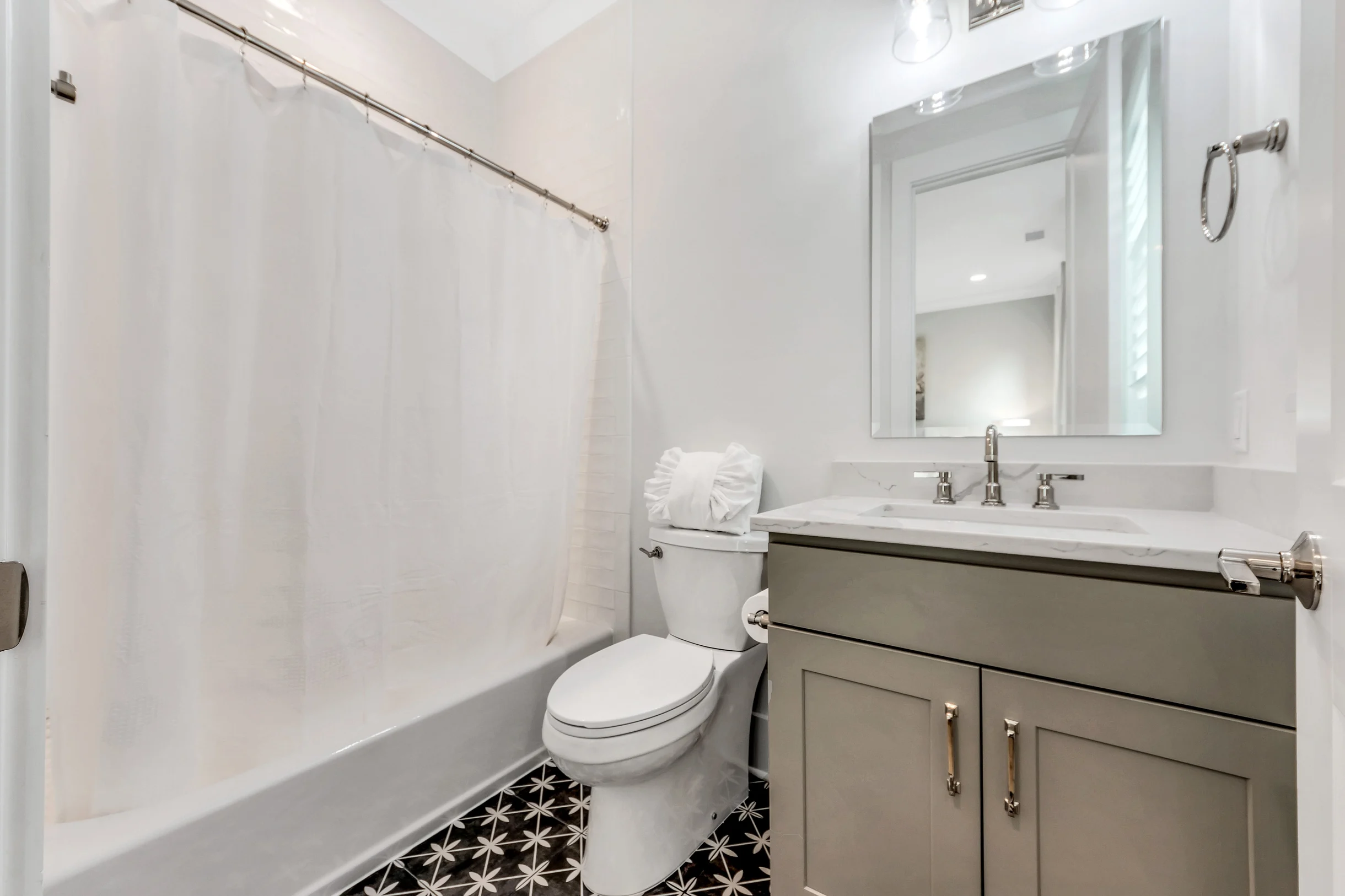 Wander Isle Palms Ocean