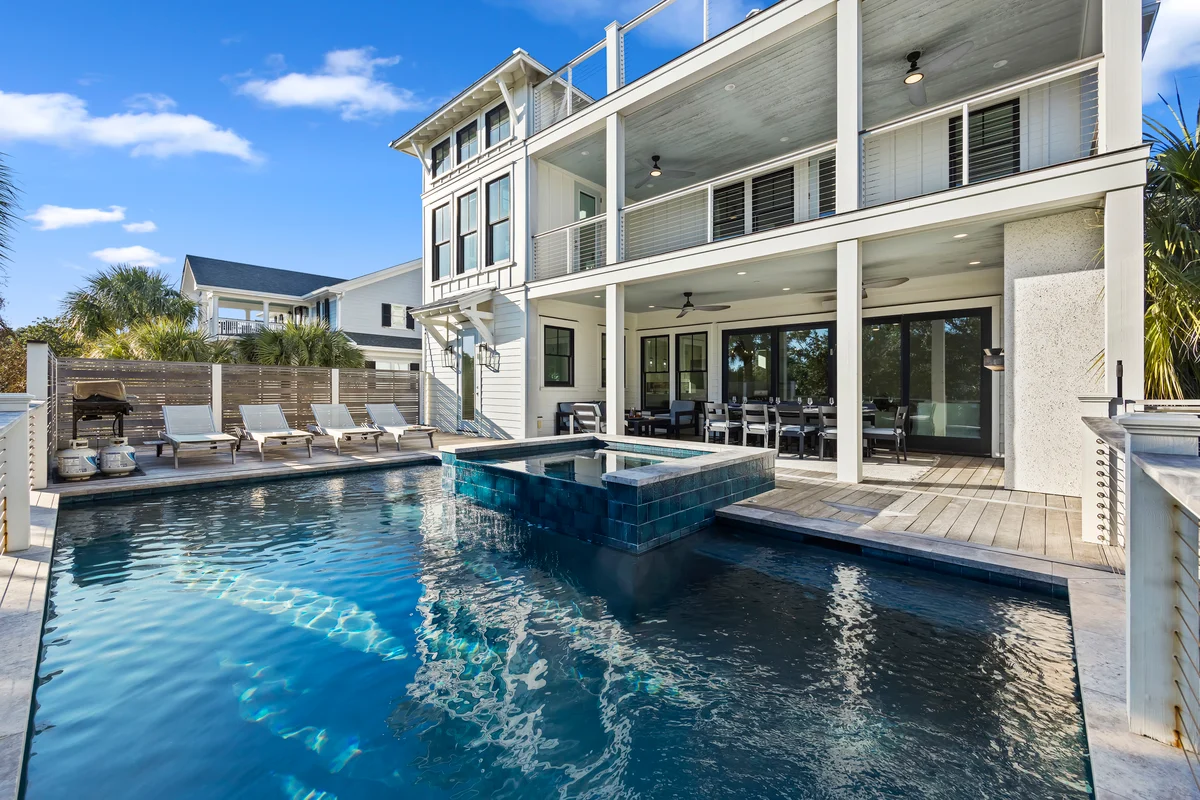 Home in Isle Of Palms property photo 3
