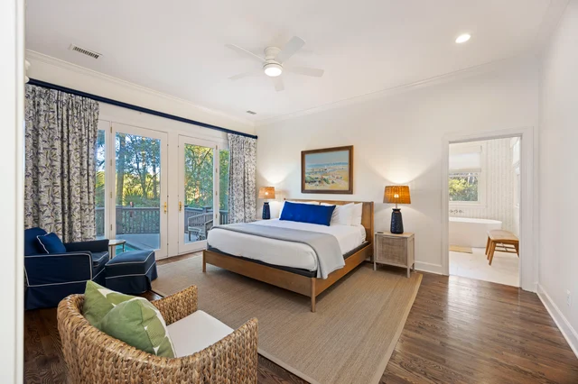 Bedroom 1 image 1