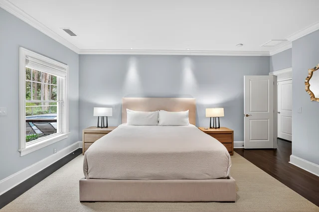 Bedroom 1 image 1