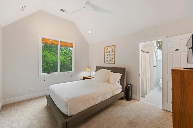 Bedroom 3 image 1