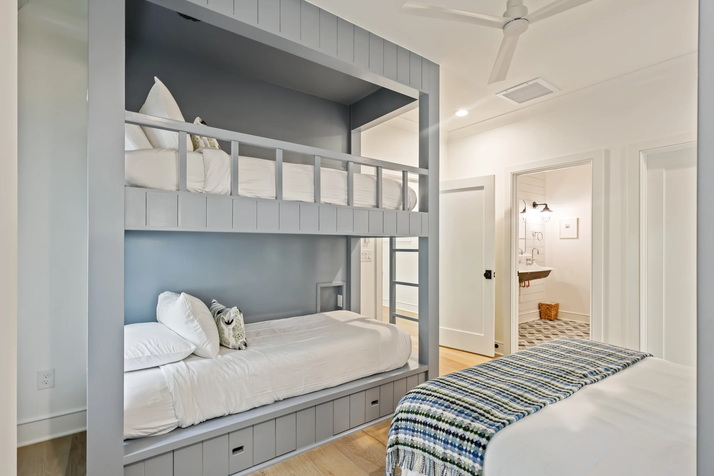 Wander Kiawah Creek #52