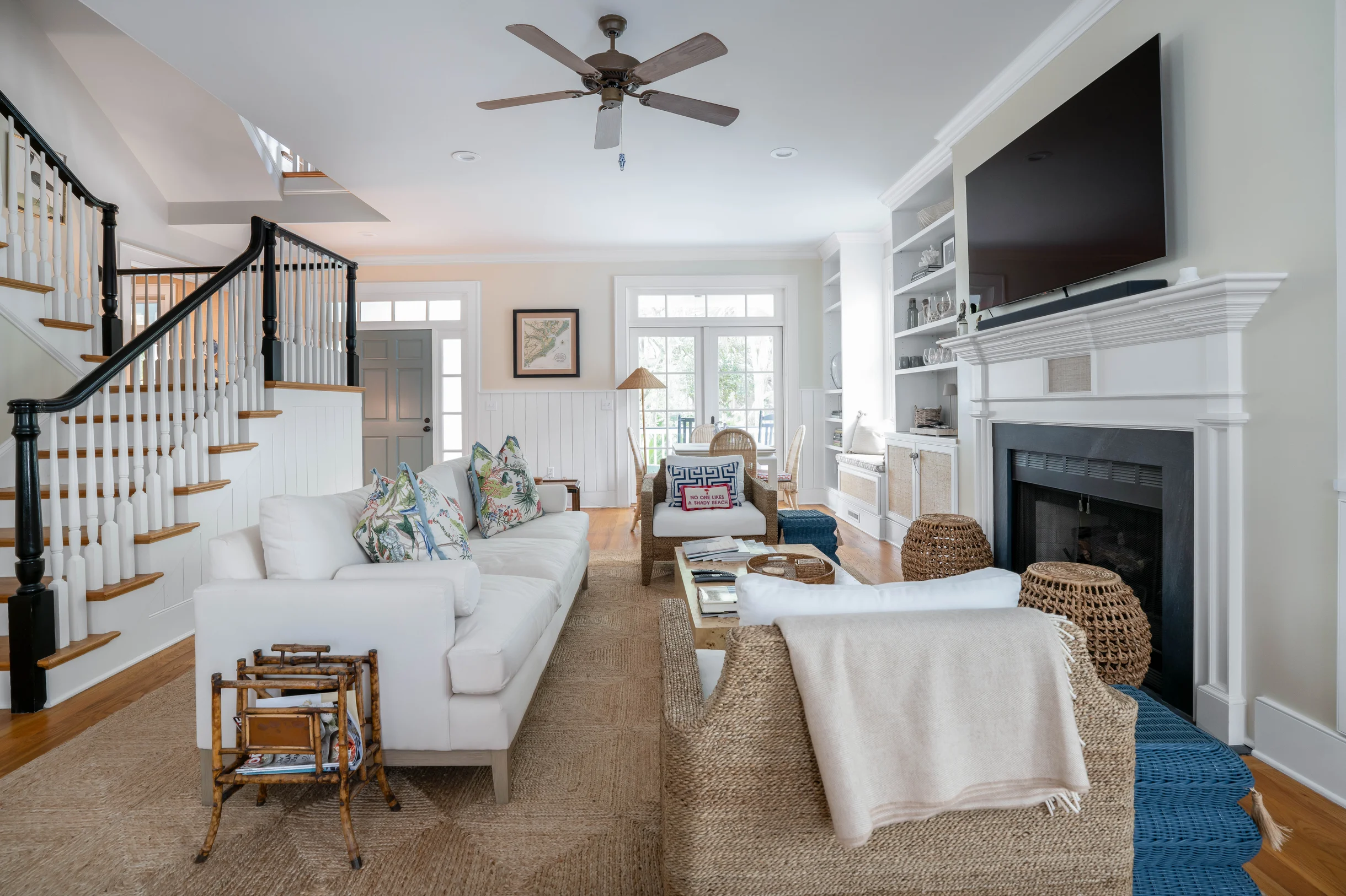 EA2B: 2B Eugenia Avenue #44