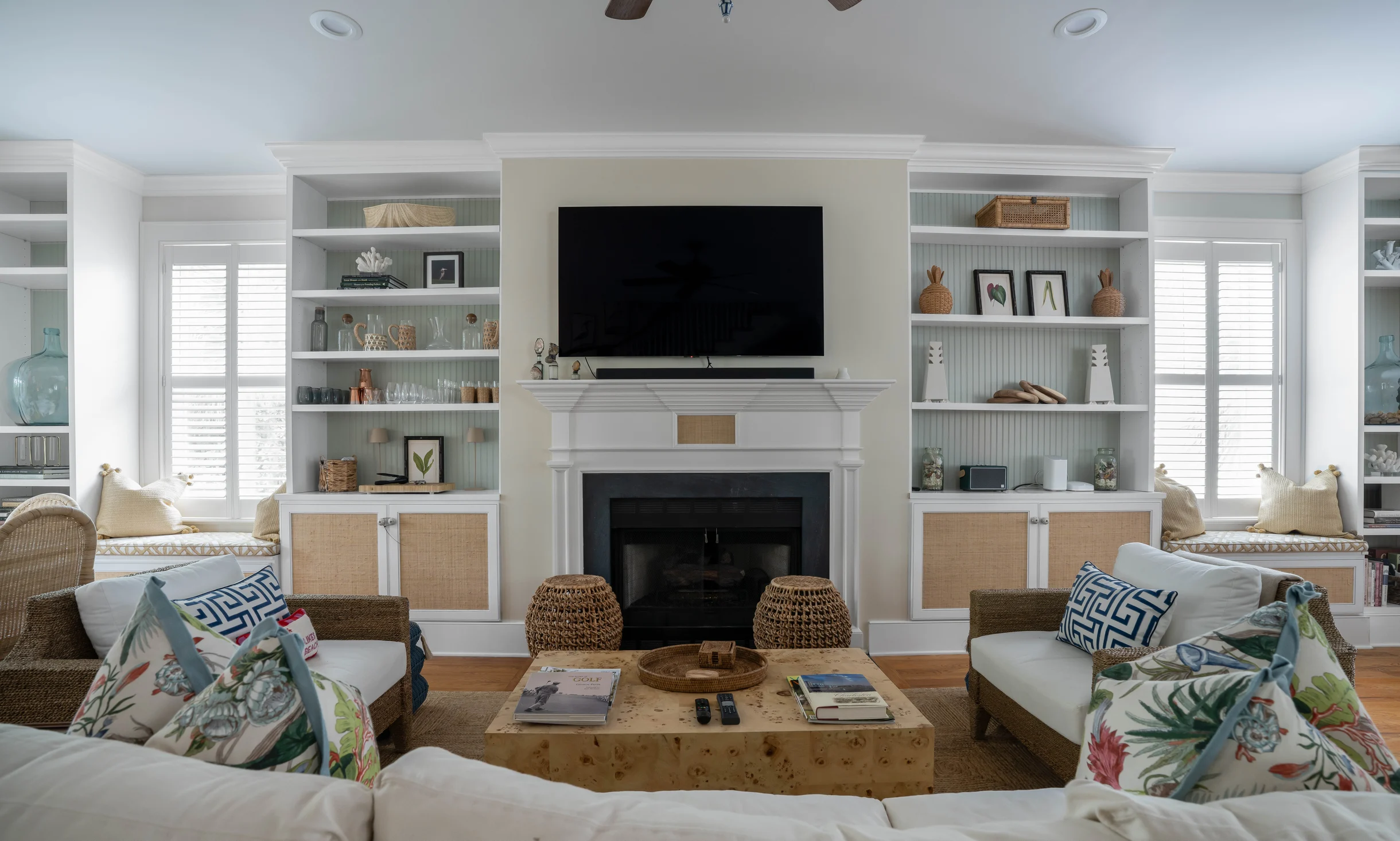 EA2B: 2B Eugenia Avenue #42