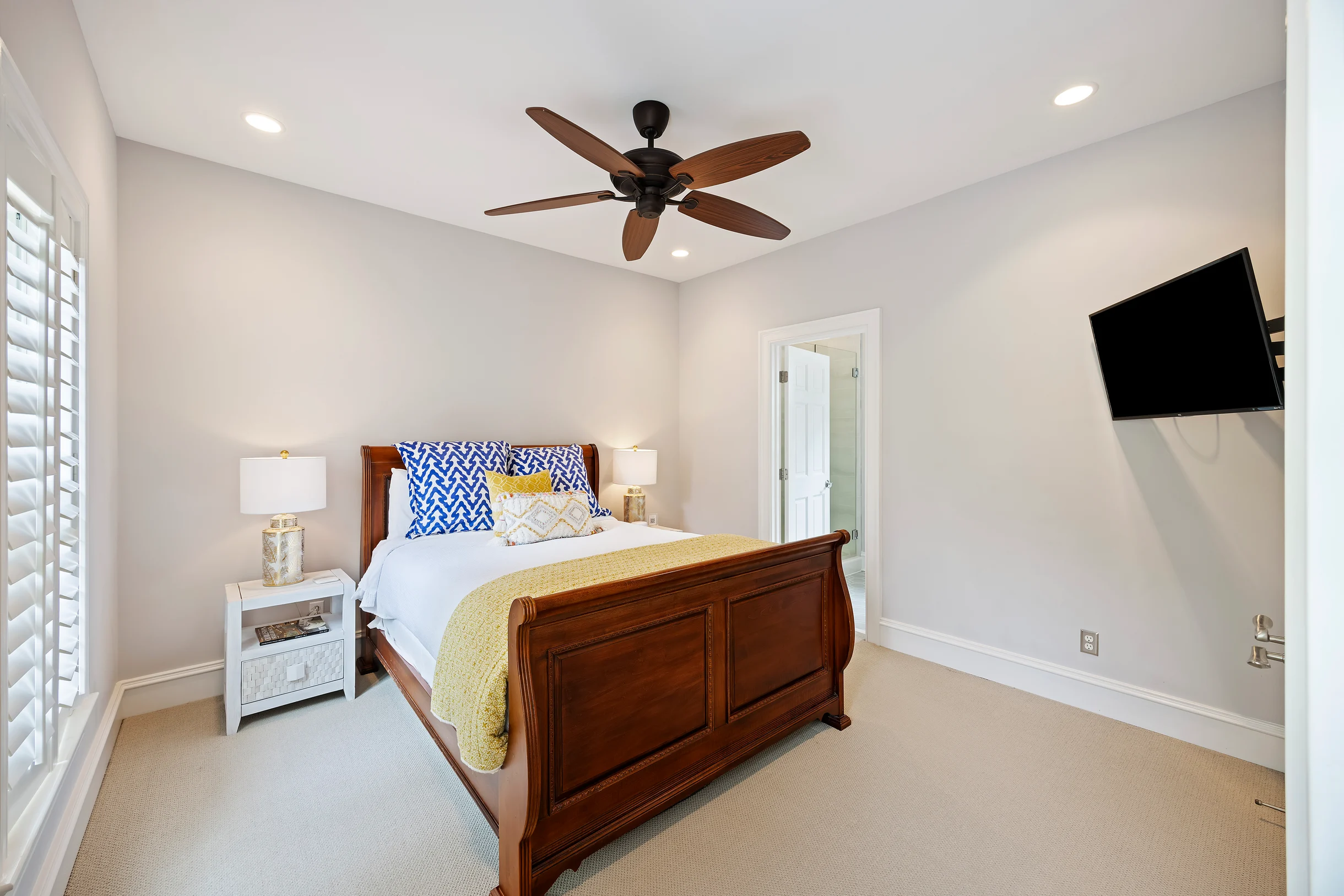 CUR767: 767 Curlew Court #9