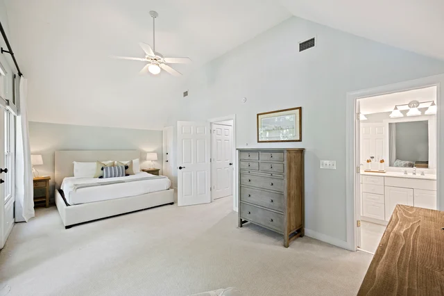 Bedroom 1 image 1