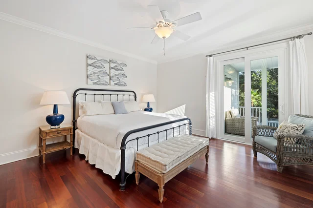 Bedroom 1 image 1