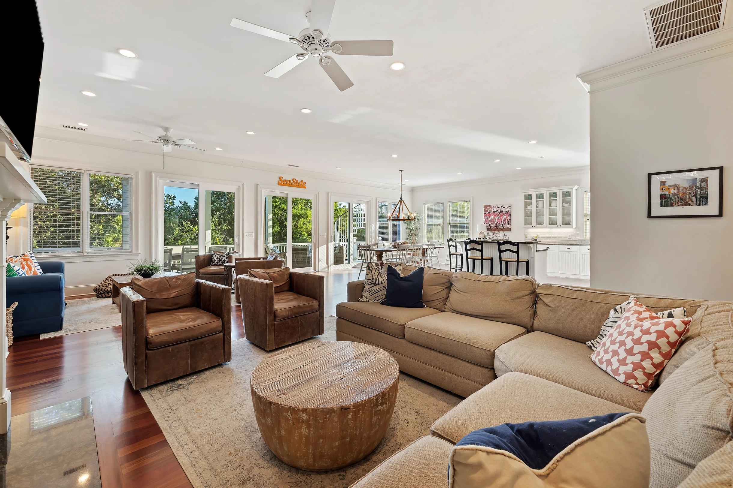 Wander Isle Palms Marsh #4