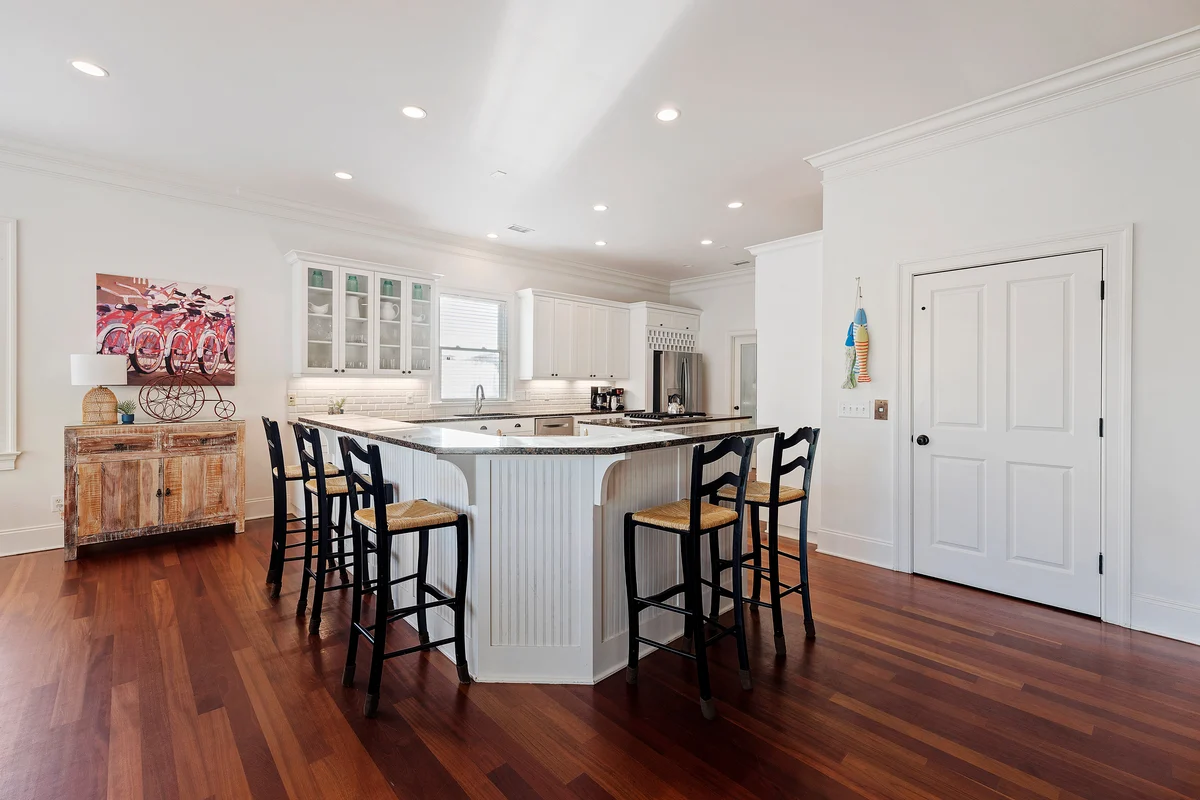 Wander Isle Palms Marsh