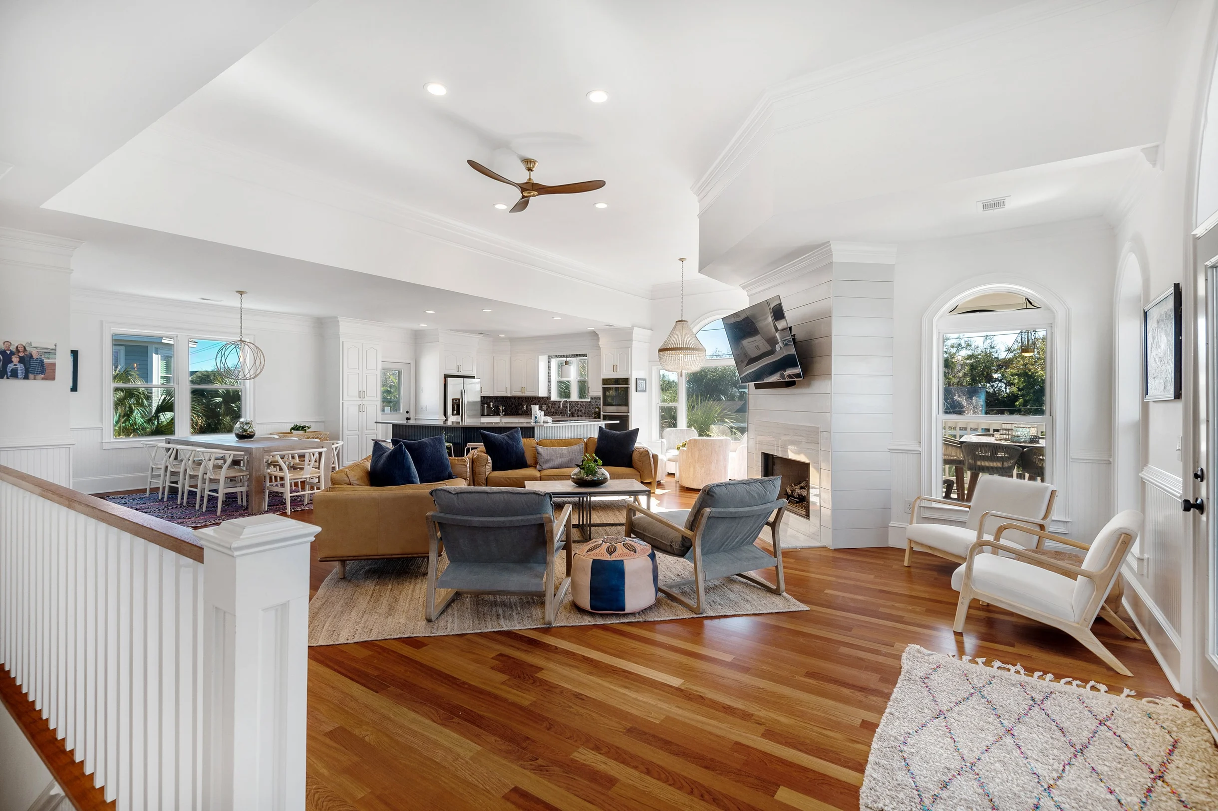 Wander Palms Island Glow #10