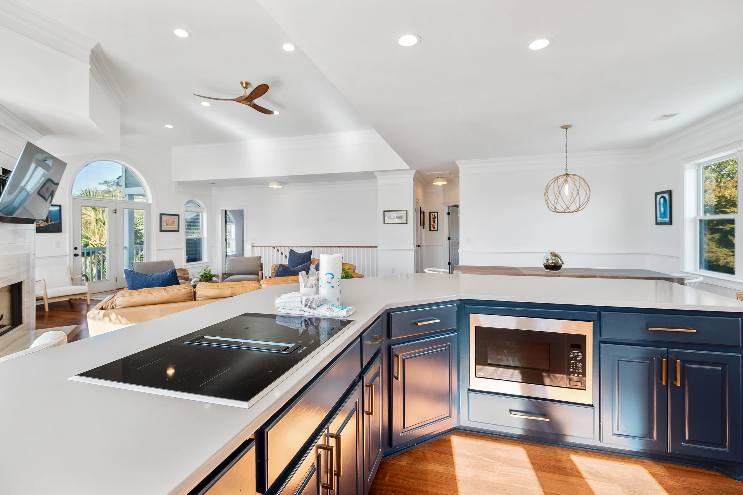 Wander Palms Island Glow #55