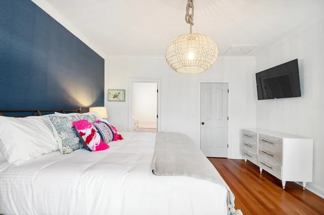 Bedroom 1 image 1