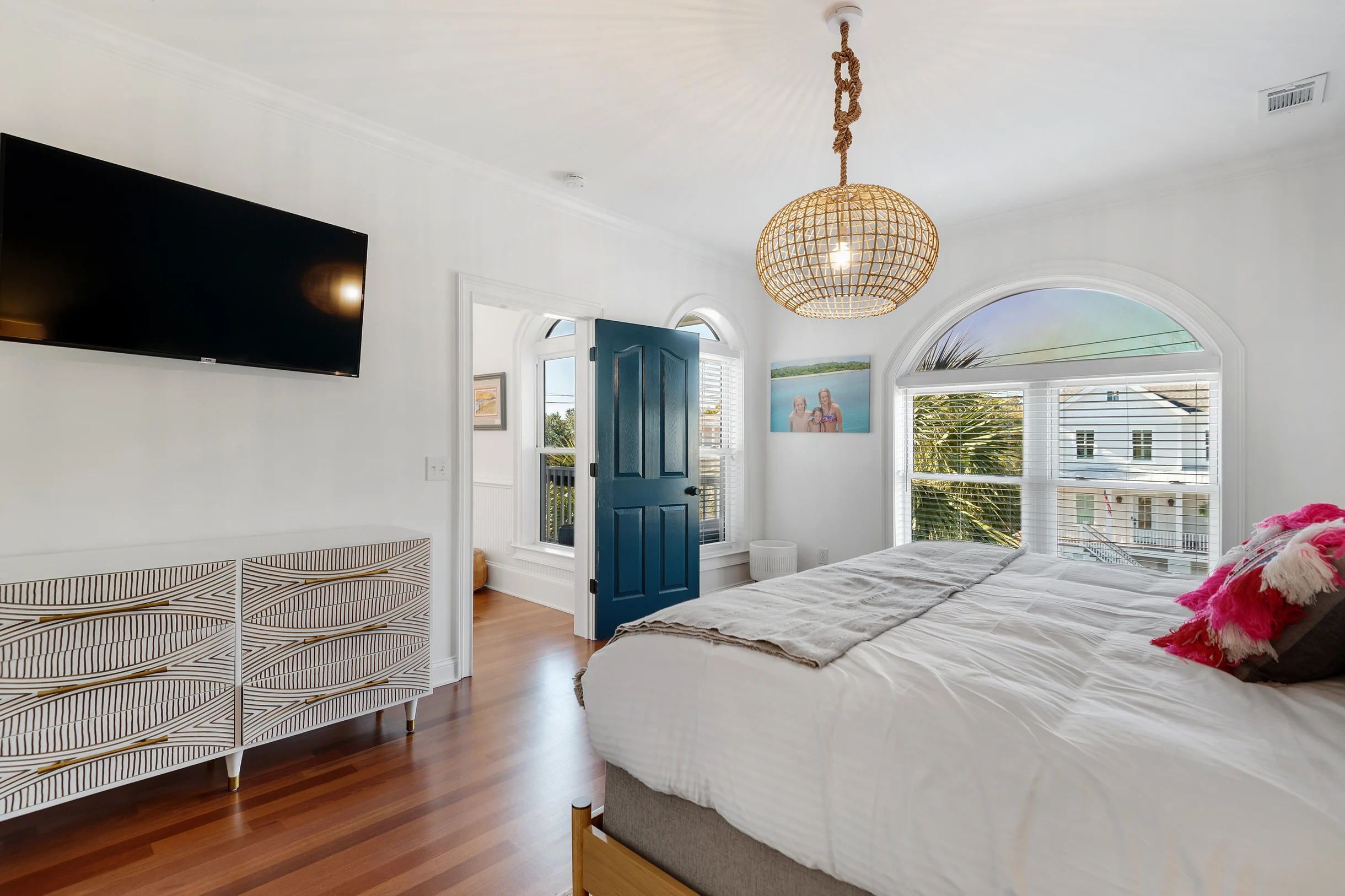 Wander Palms Island Glow #51