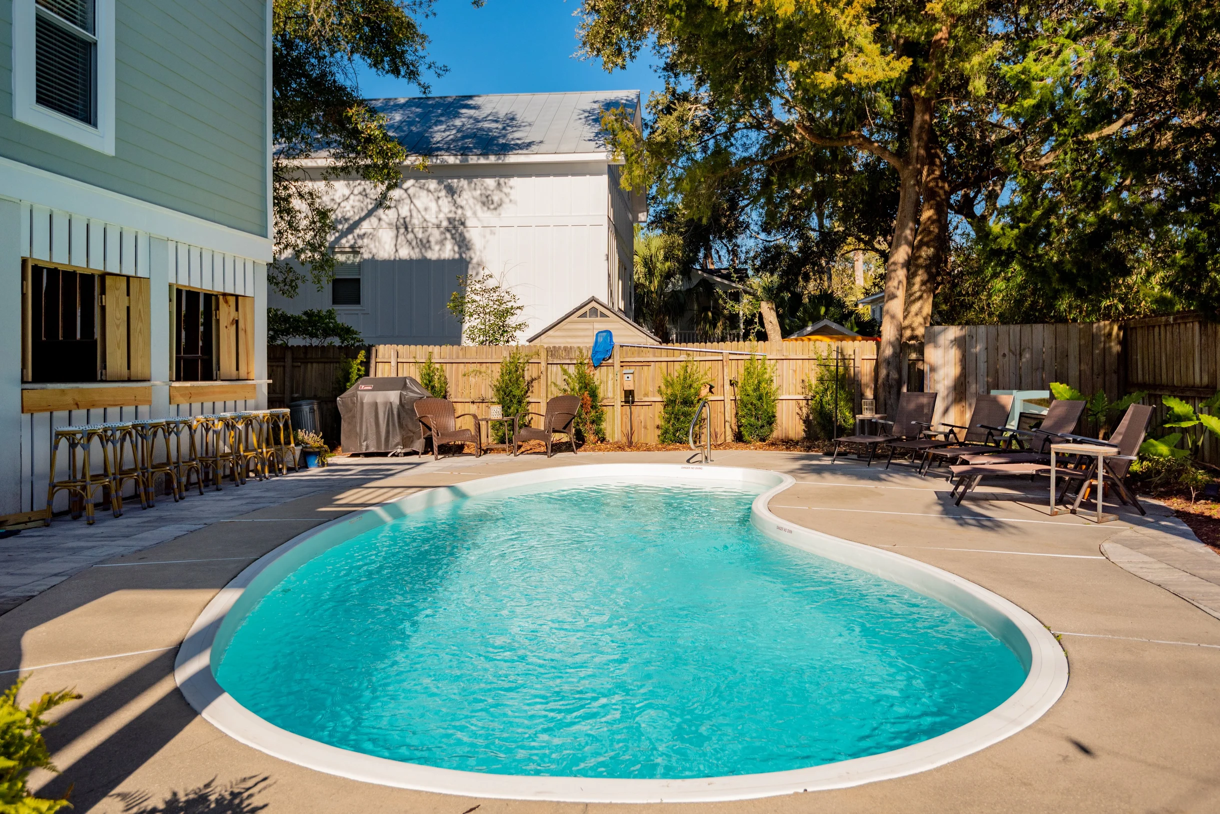 Wander Palms Island Glow #18