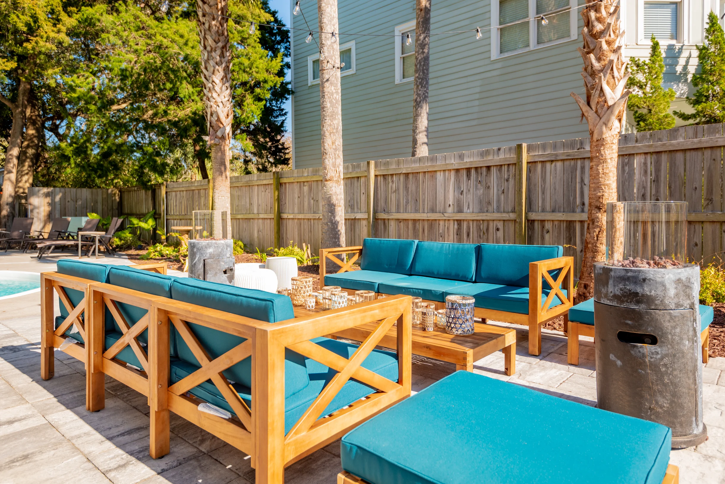 Wander Palms Island Glow #45