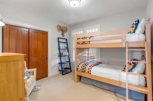 Bedroom 4 image 1