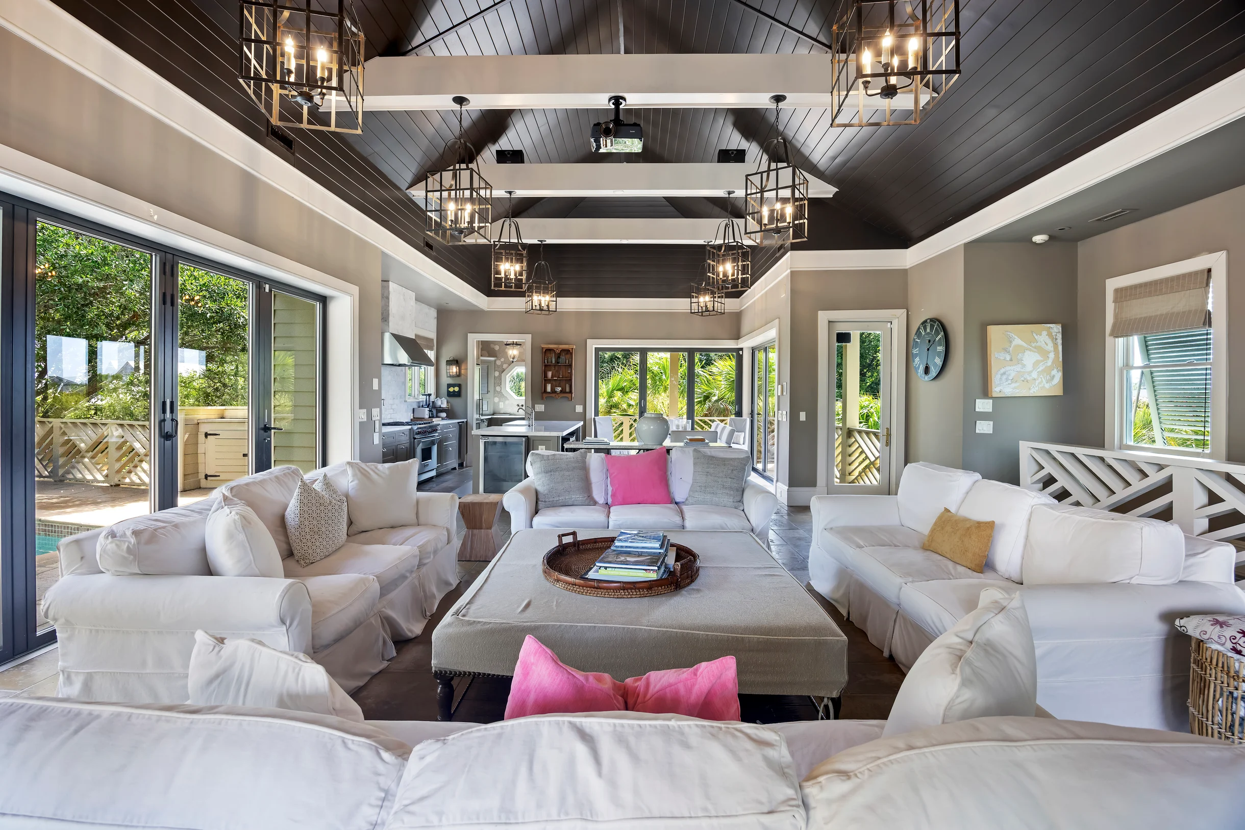 Wander Palms Golden Shores #4