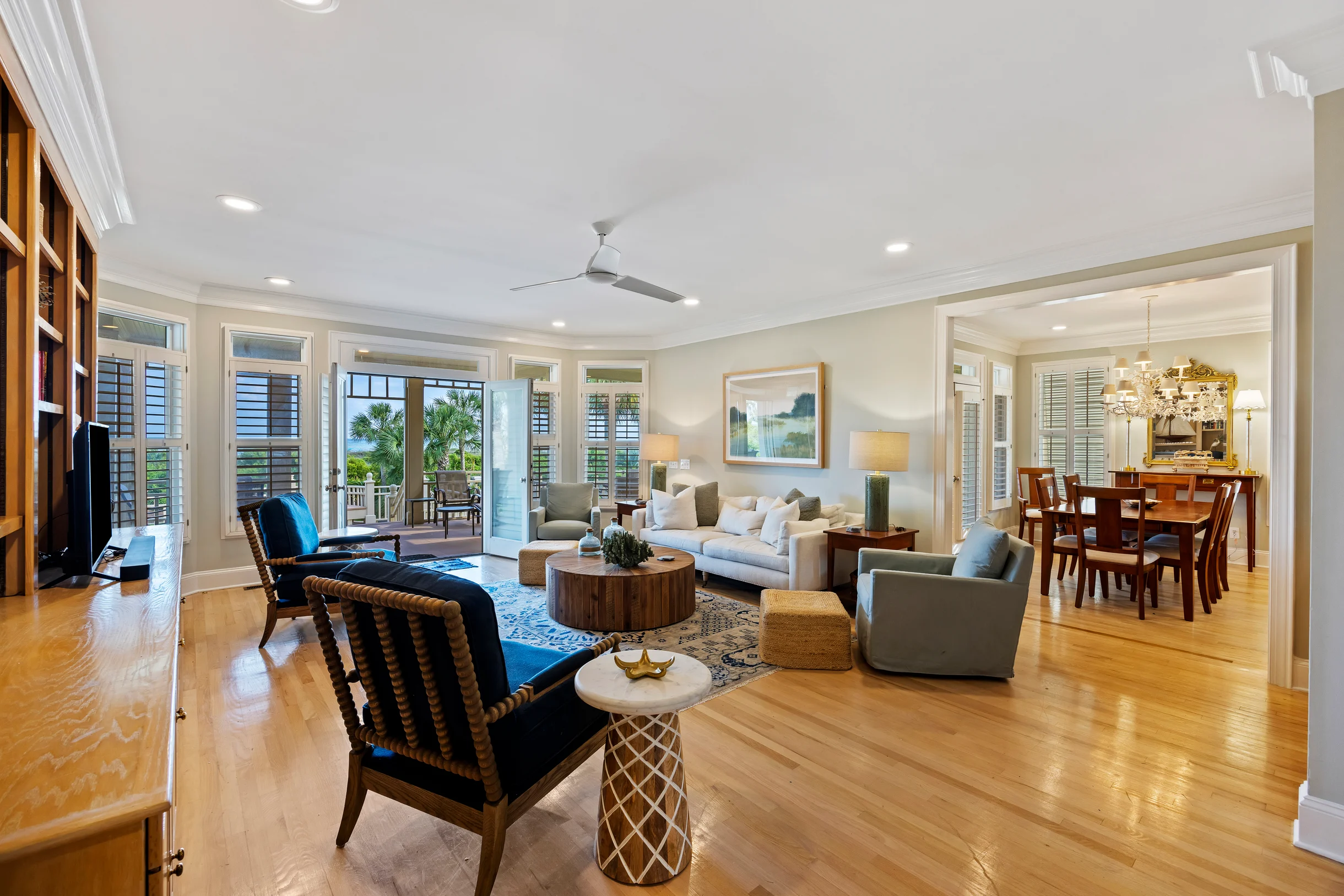 PALM3700: 3700 Palm Blvd. #32