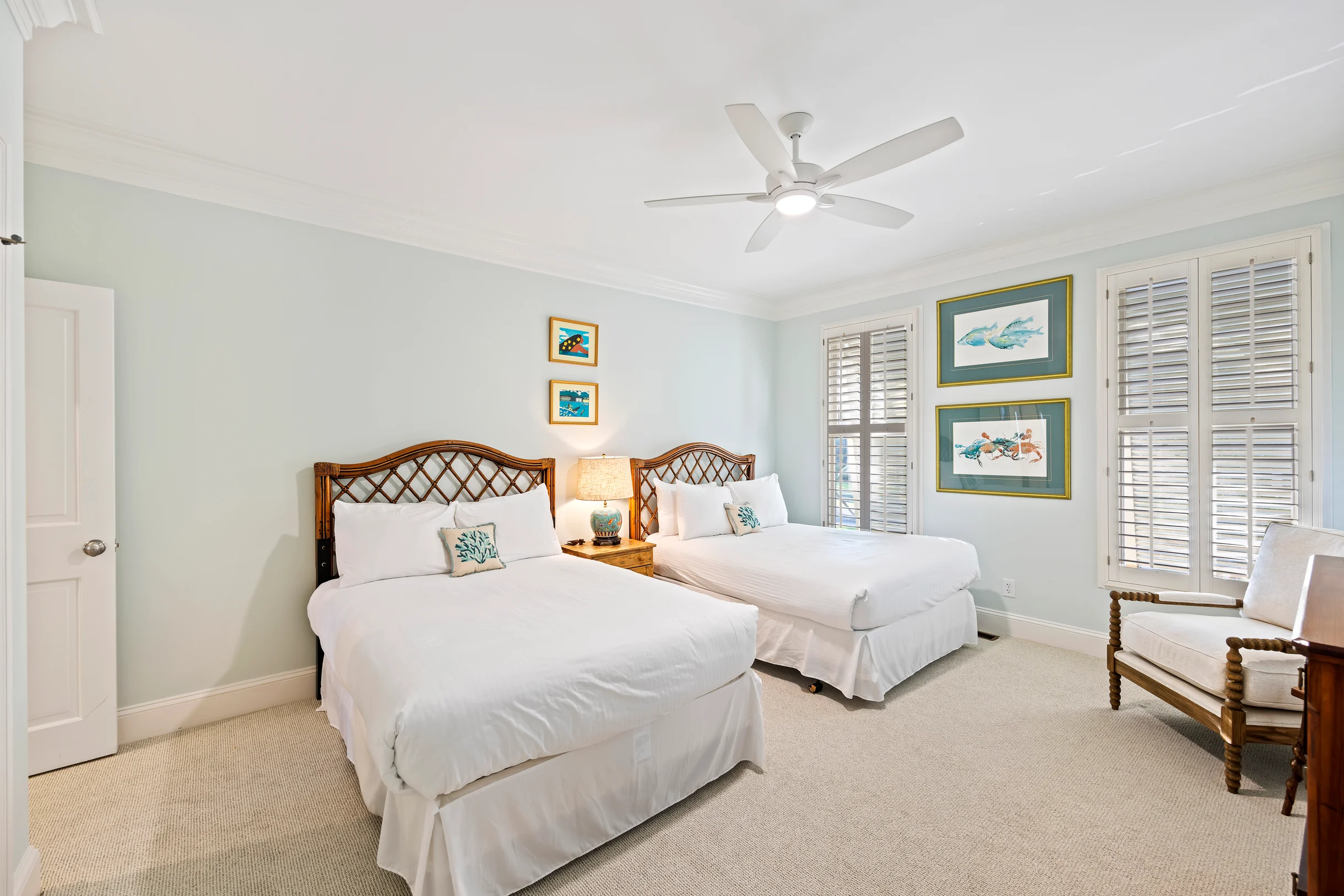 PALM3700: 3700 Palm Blvd. #16