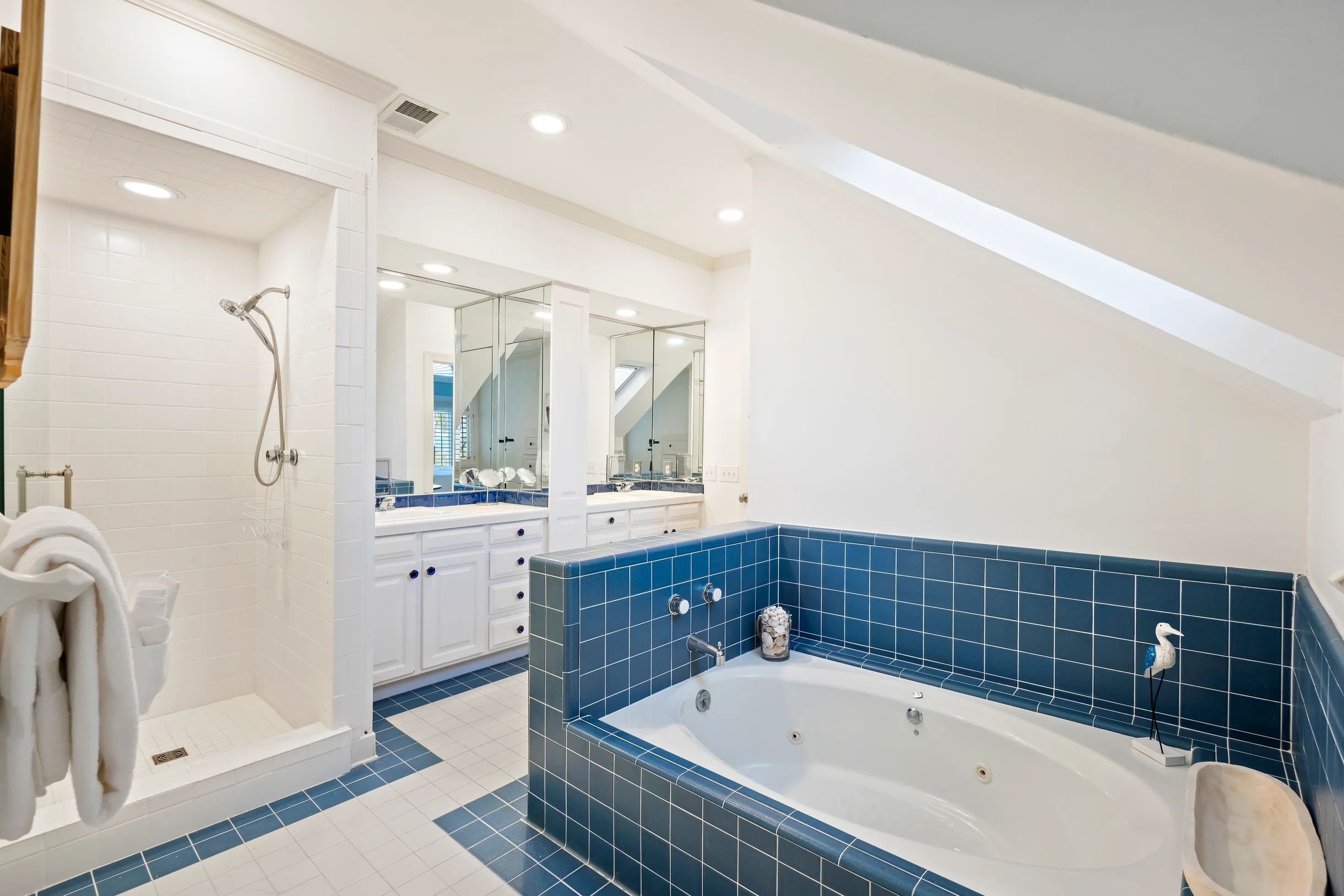 PALM3700: 3700 Palm Blvd. #8