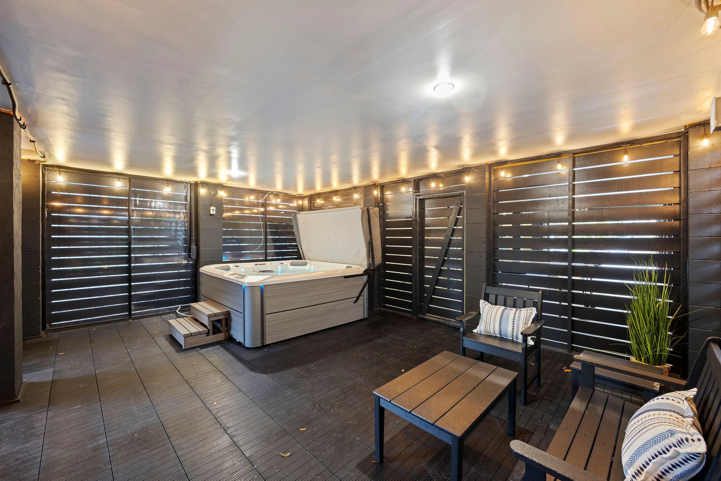 Wander Palms Harbor #54