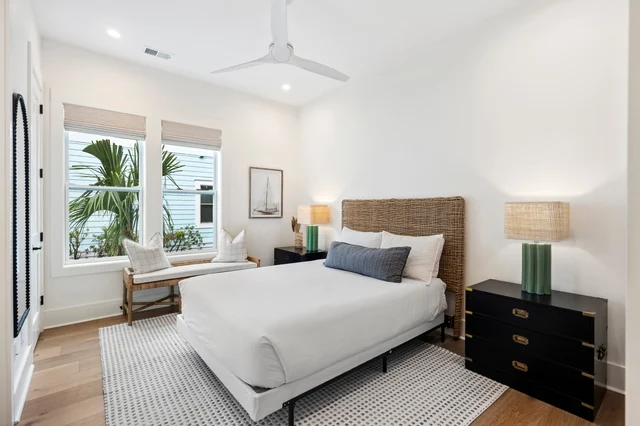 Bedroom 1 image 1