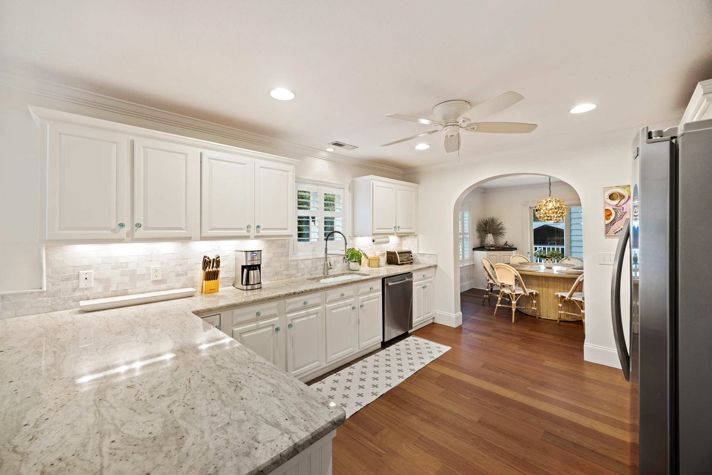 Wander Isle Haze #24