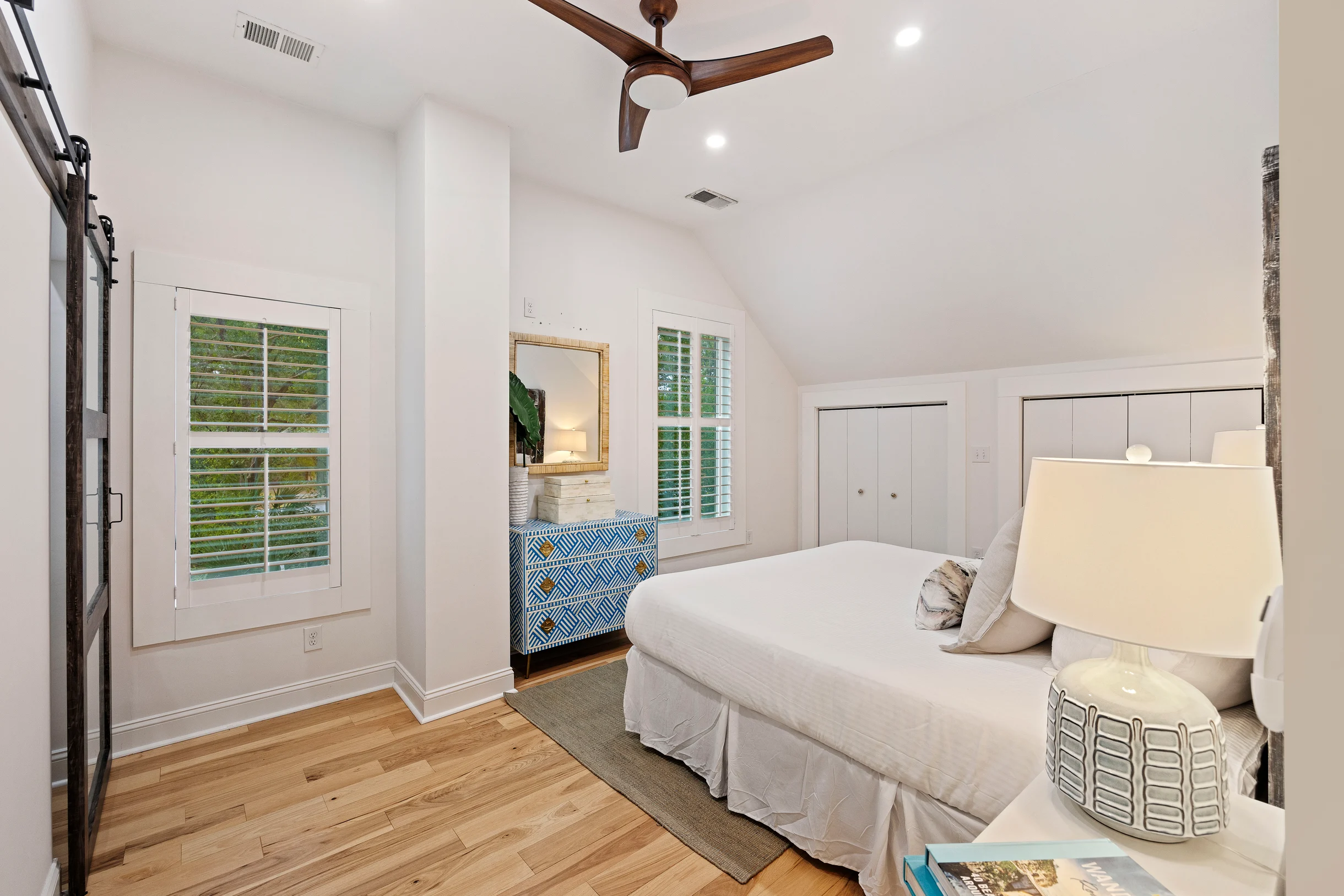 Wander Isle Haze #23