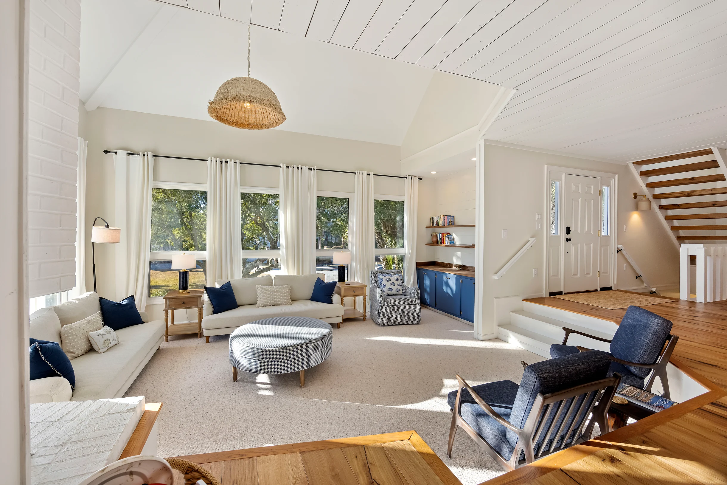 Wander Isle Glow #37