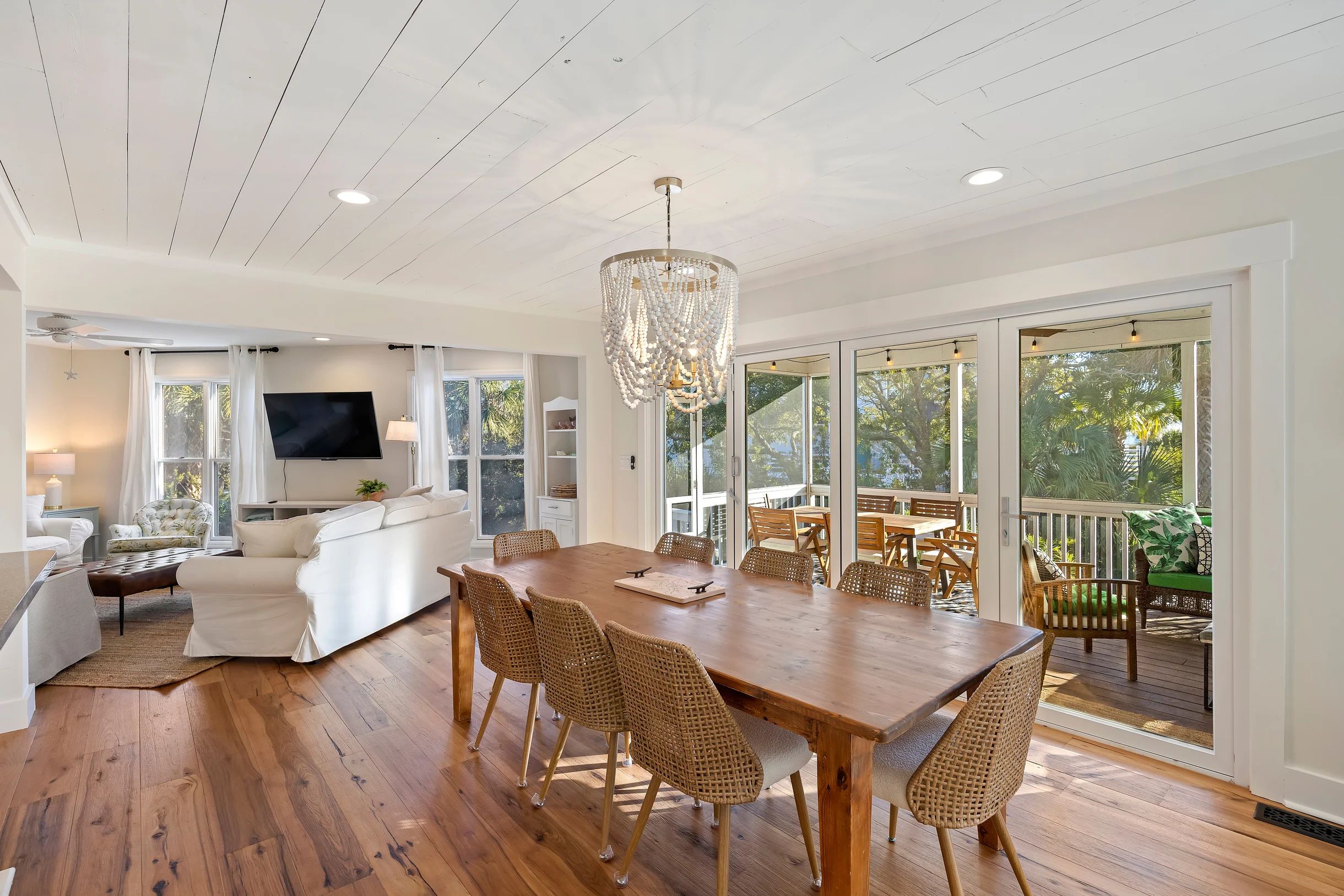 Wander Isle Glow #36