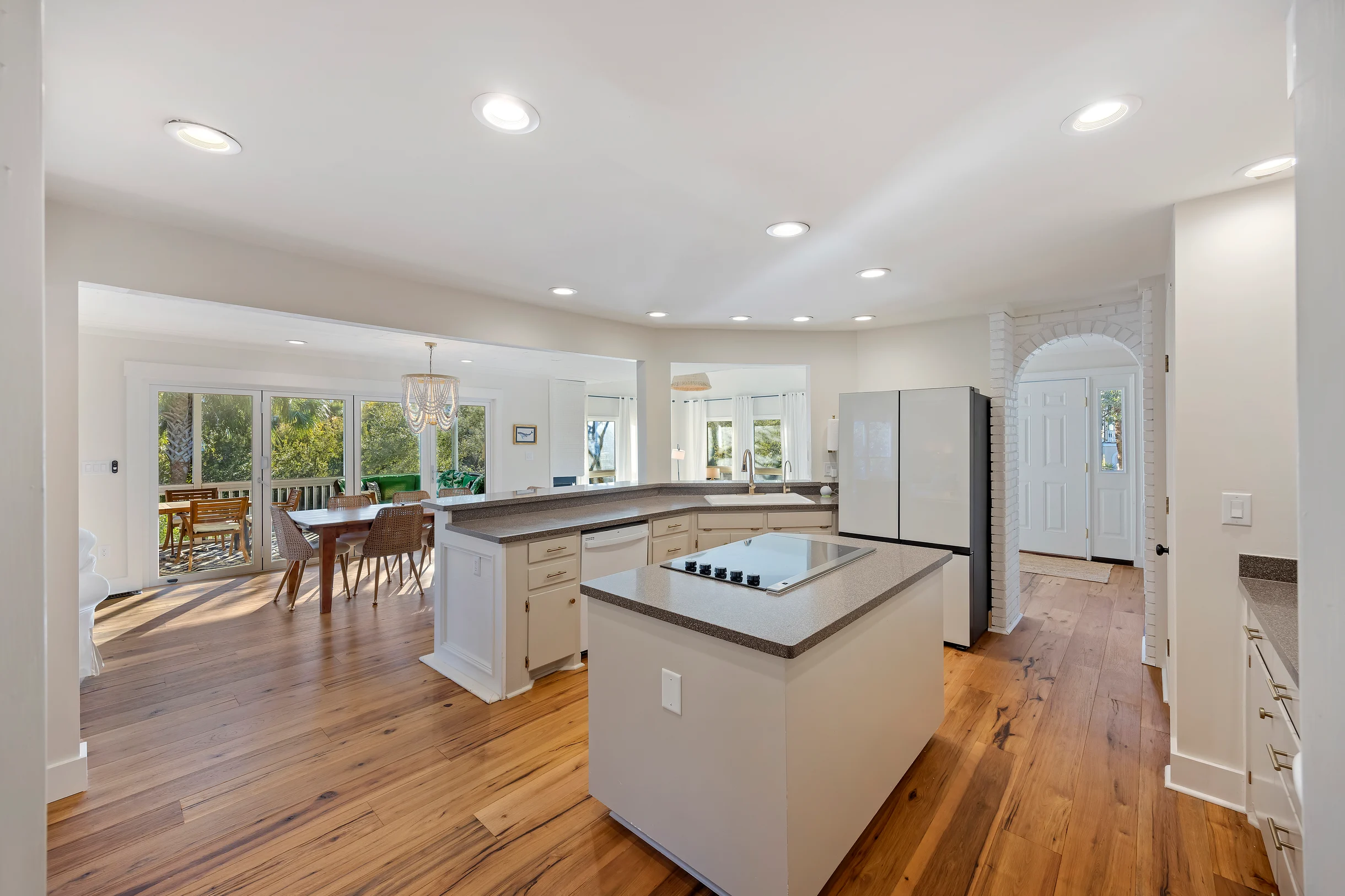 Wander Isle Glow #38