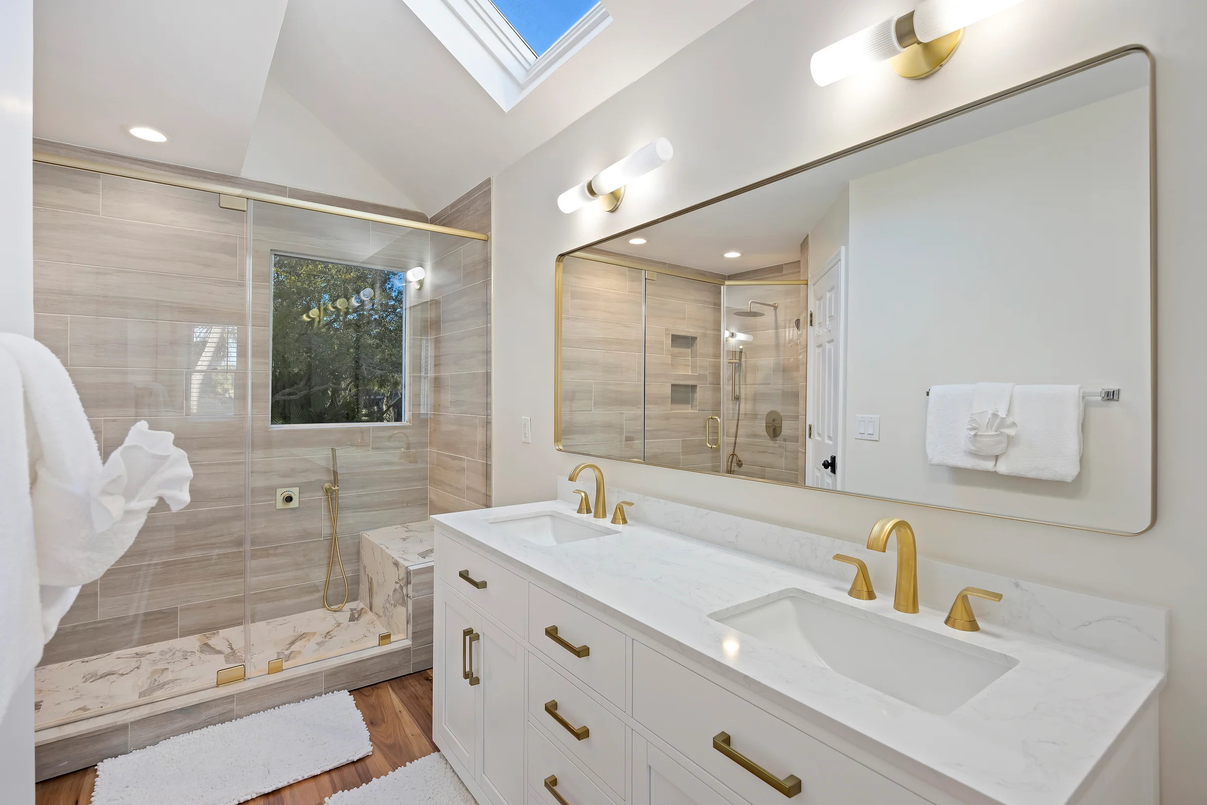 Wander Isle Glow #10