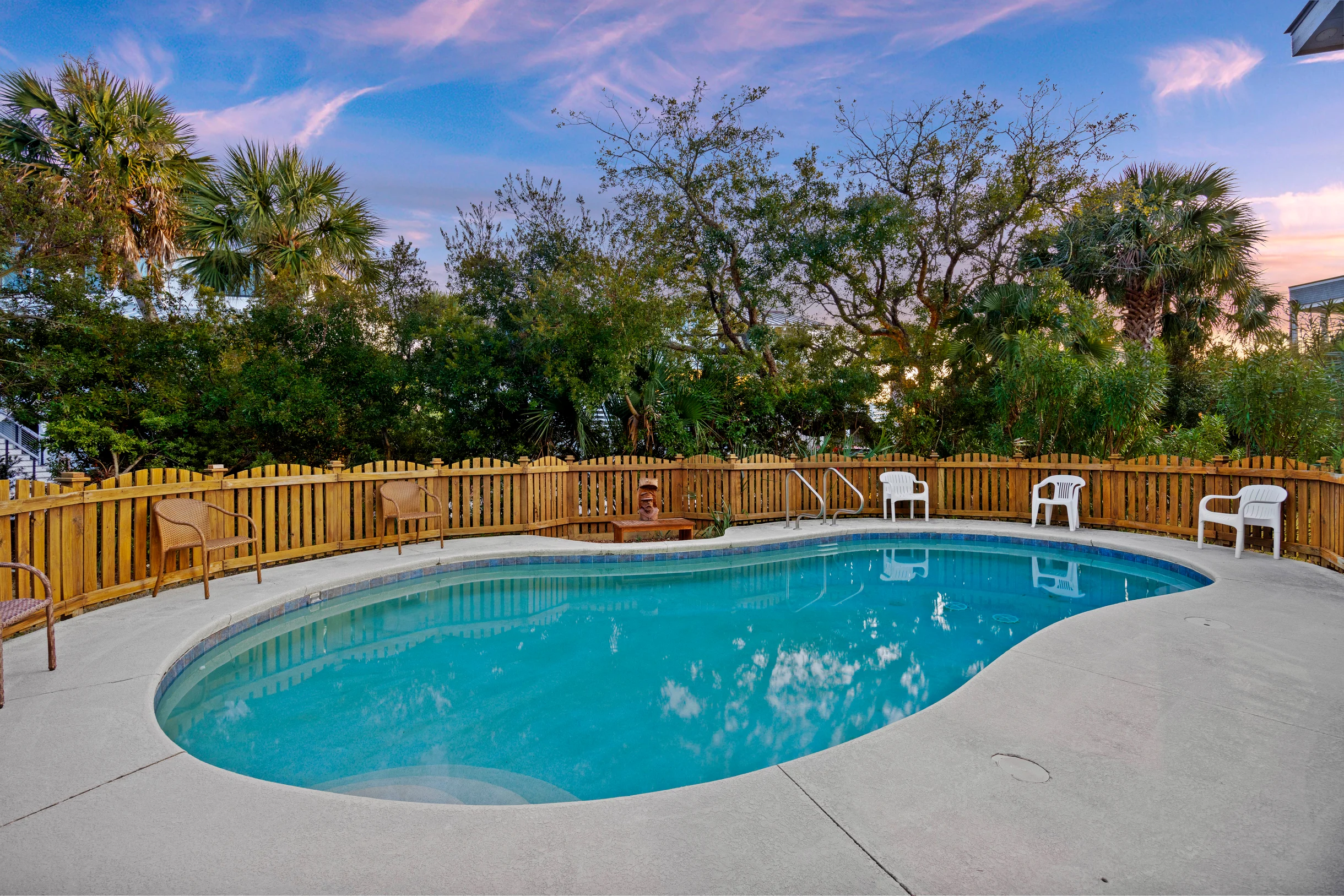 Wander Isle Glow #46