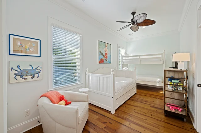 Bedroom 5 image 1