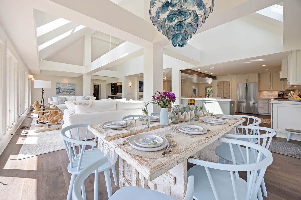 Wander Seabrook Retreat