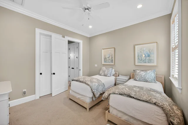 Bedroom 5 image 1