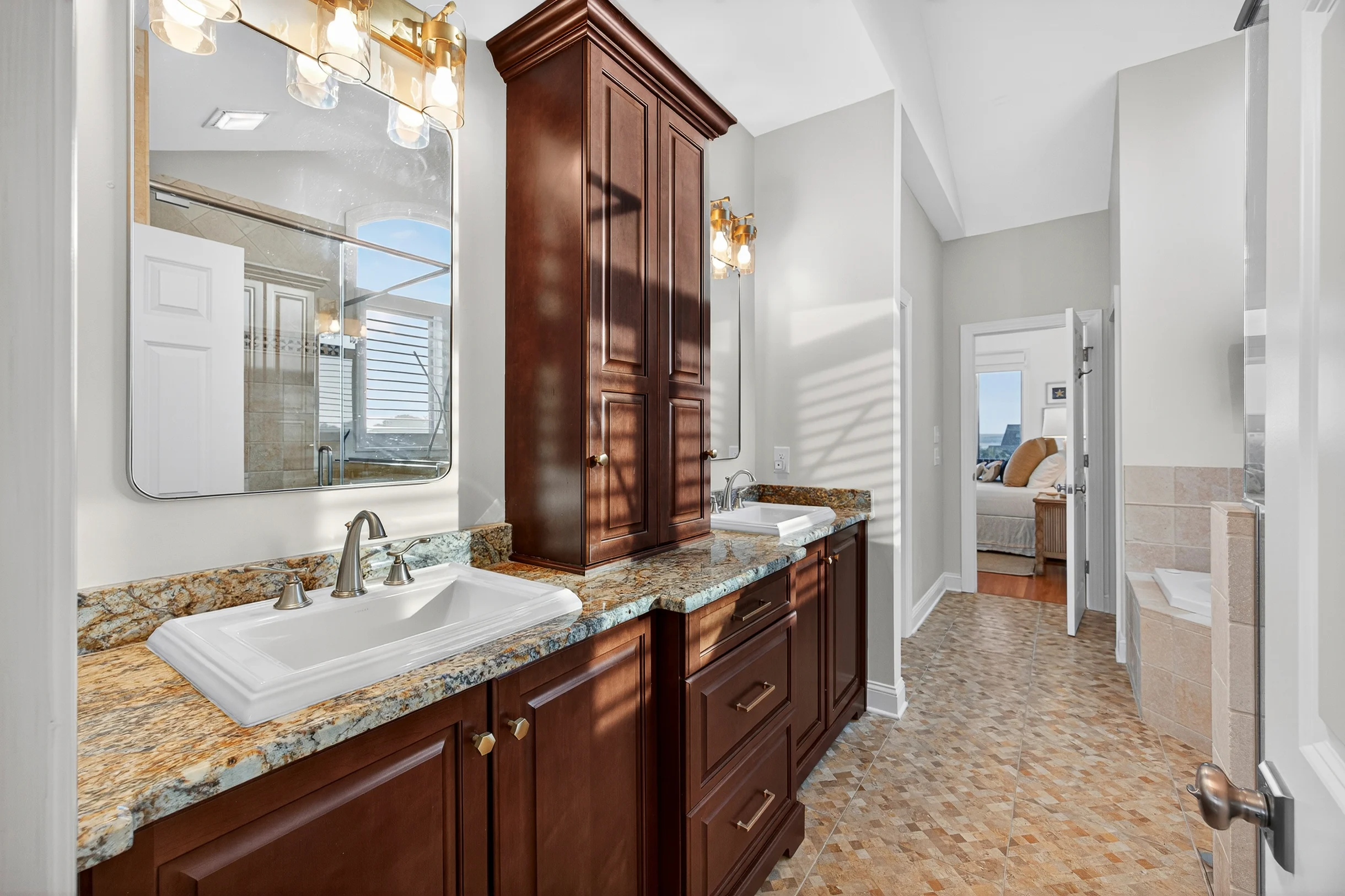 SI3733: 3733 Seabrook Island Road #24