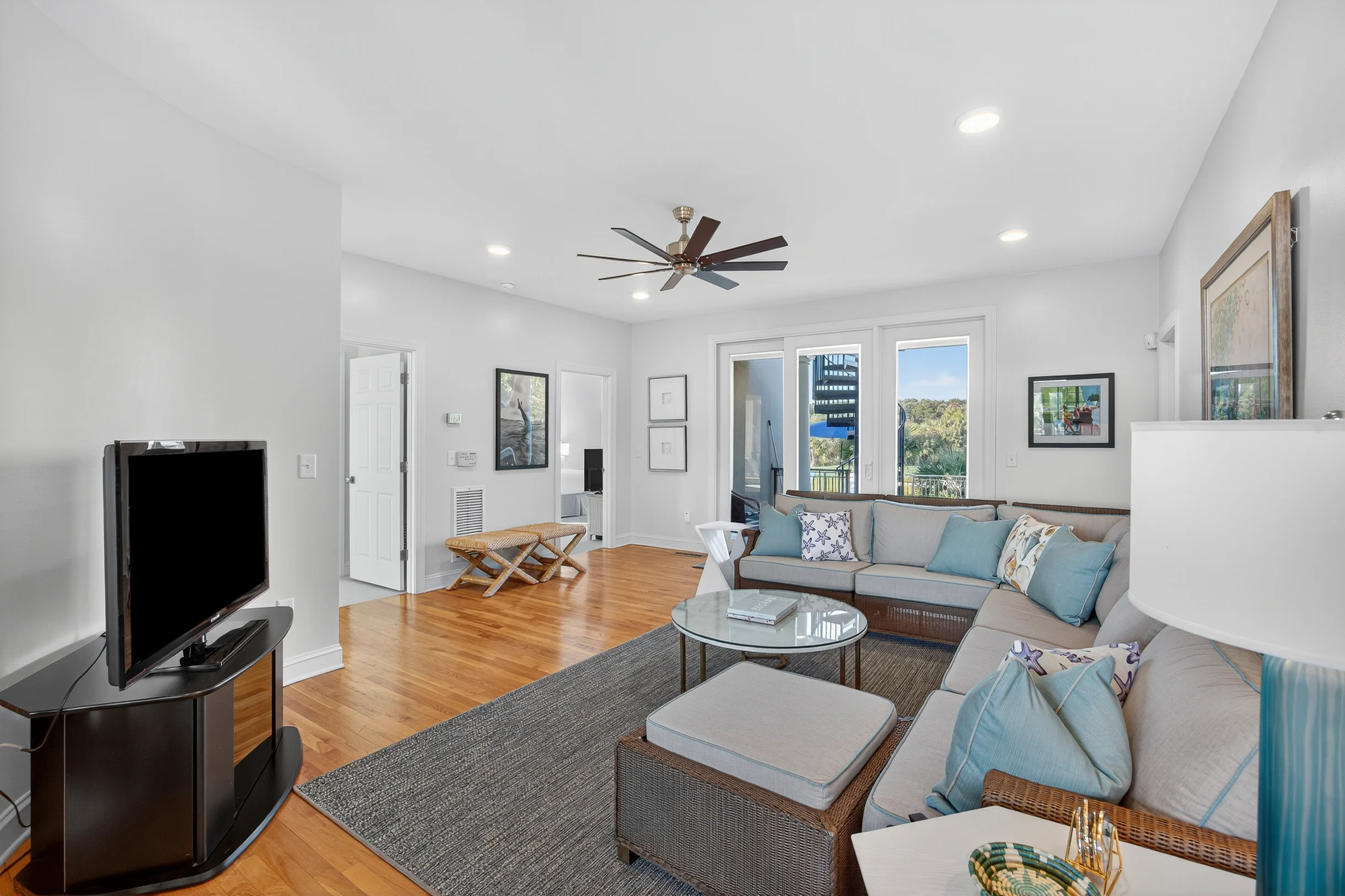 SI3733: 3733 Seabrook Island Road #19