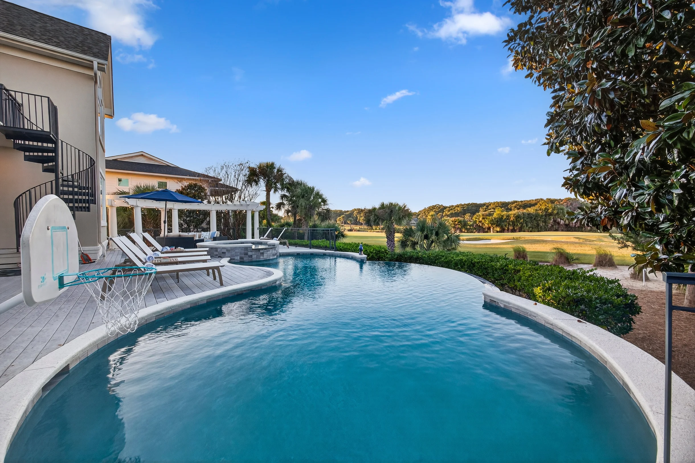 SI3733: 3733 Seabrook Island Road #60