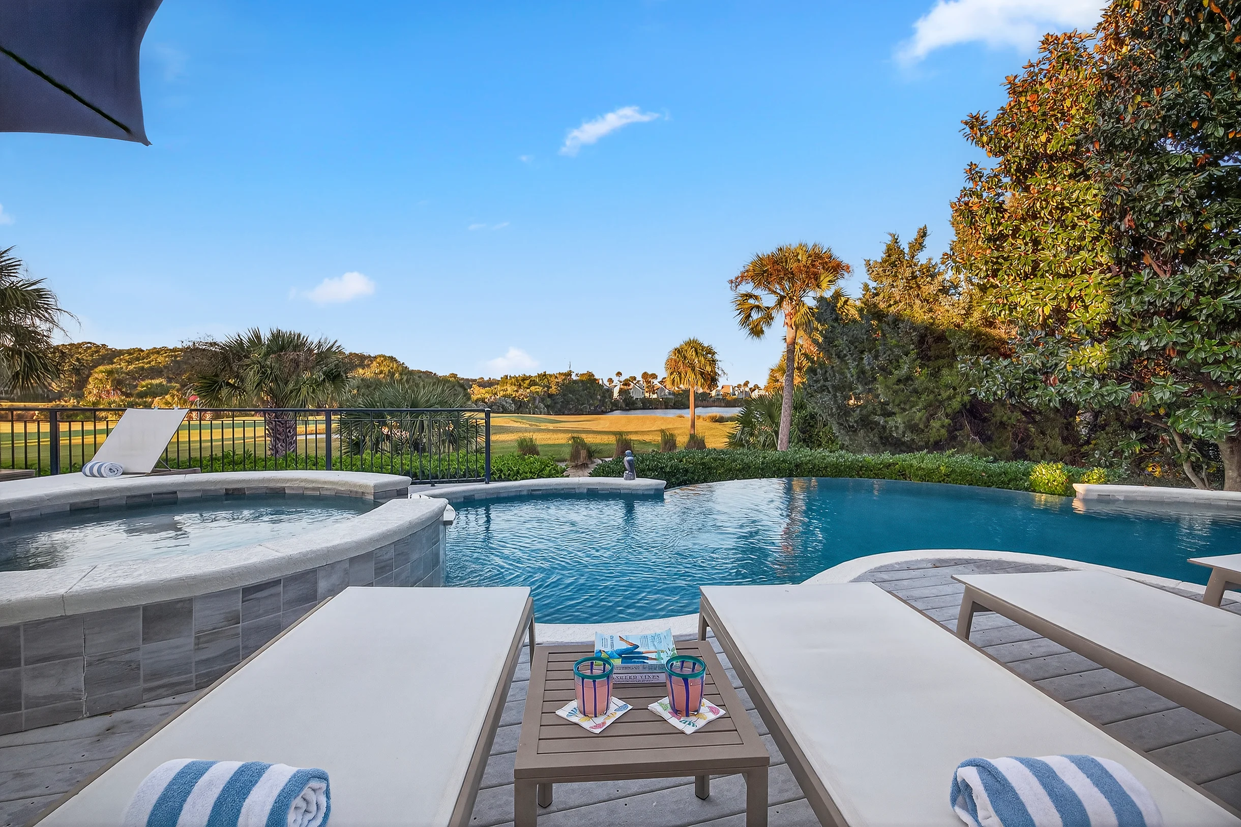 SI3733: 3733 Seabrook Island Road #55