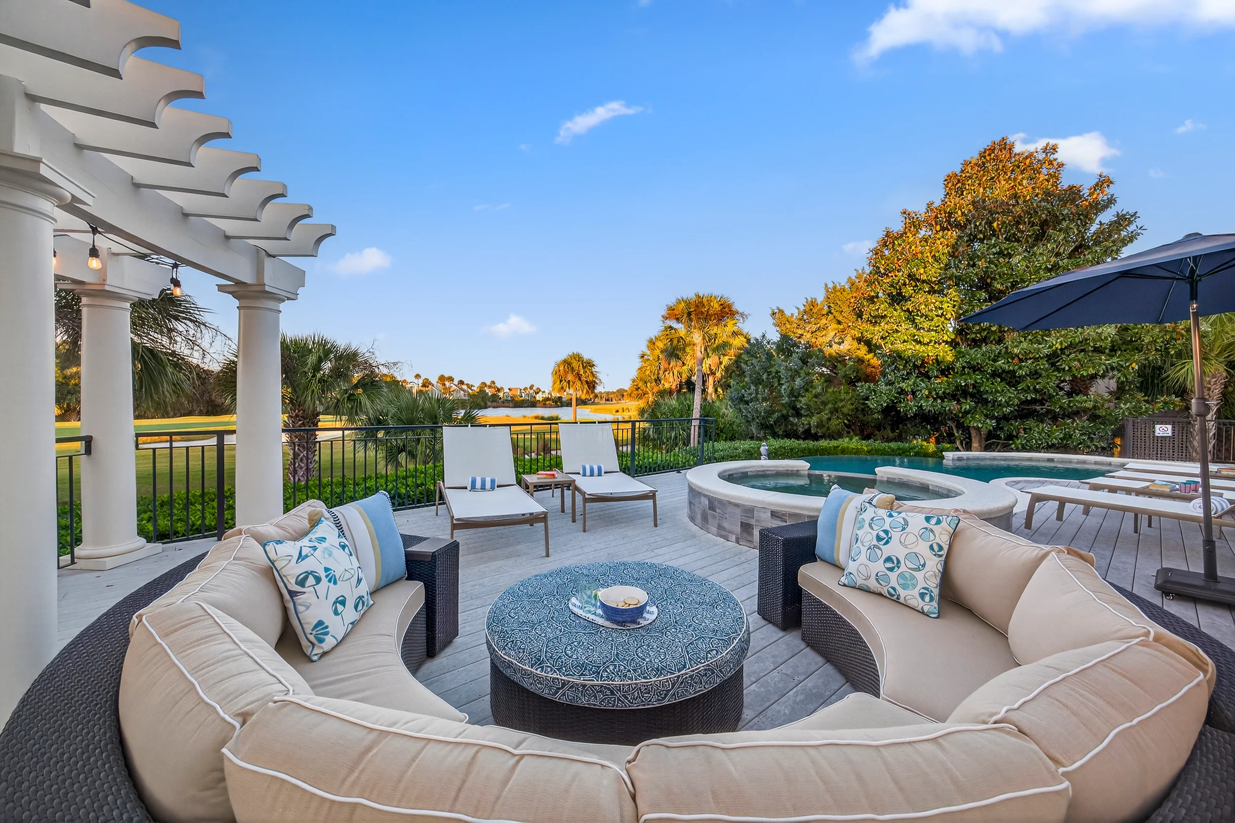 SI3733: 3733 Seabrook Island Road #40