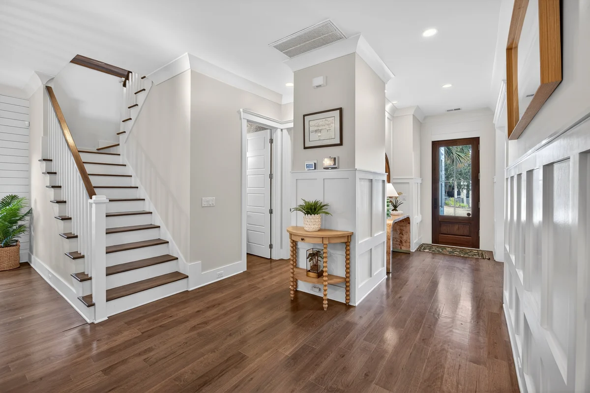 Wander Palms Marsh Glow