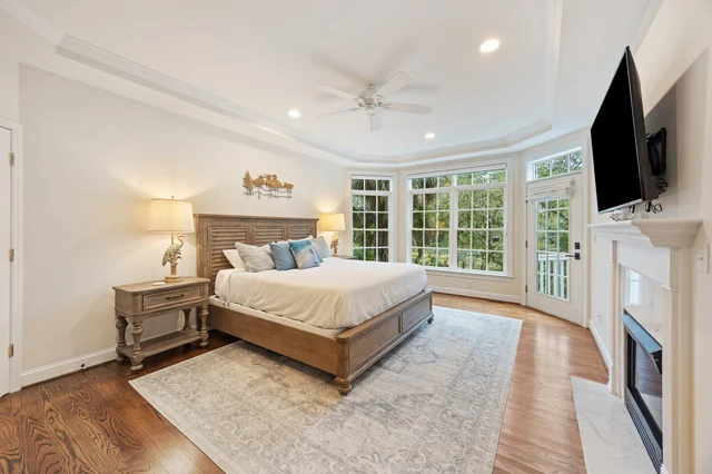 Bedroom 1 image 1